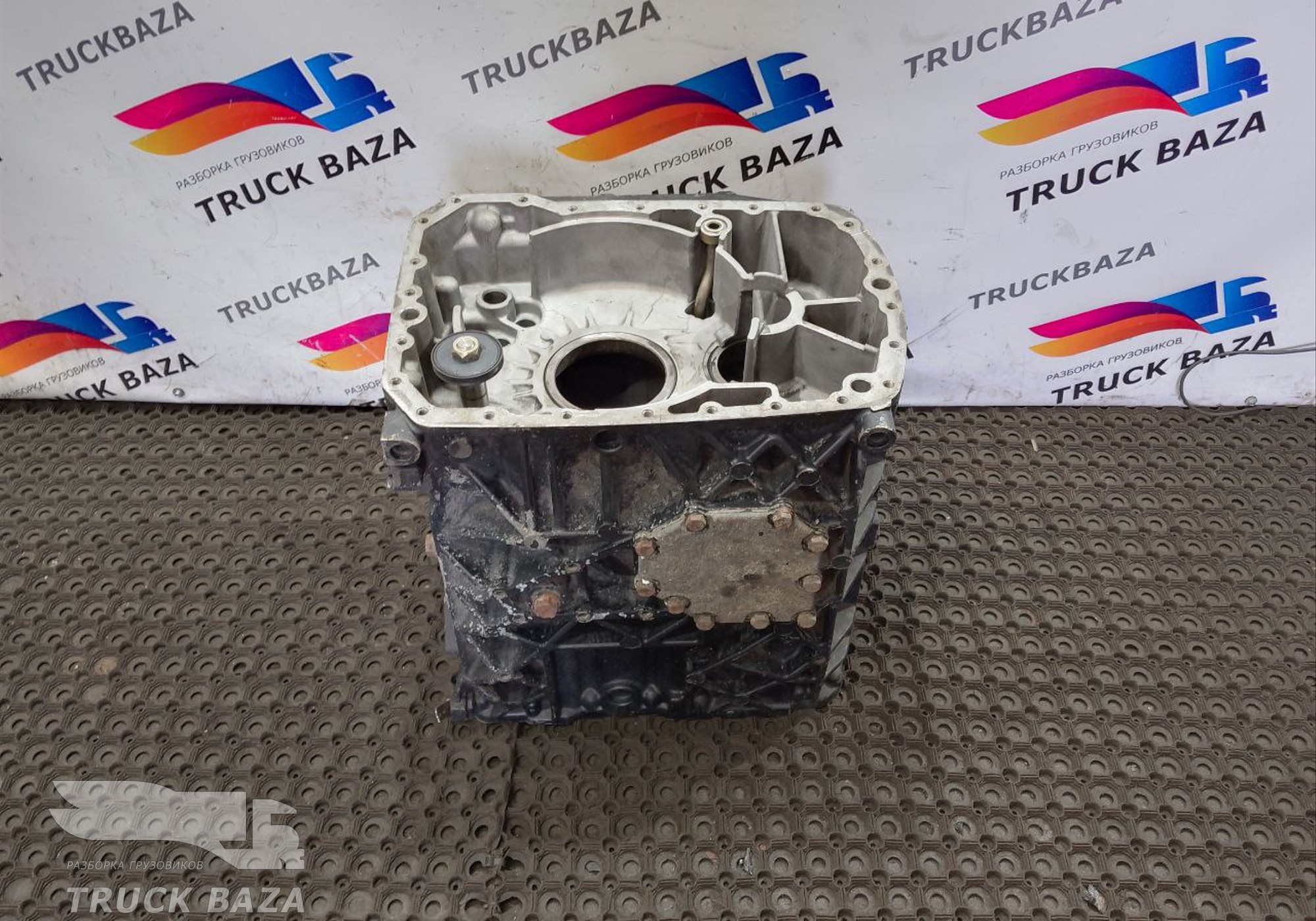 81320046016 Корпус МКПП ZF 16S2220TD средняя часть для Man TGA (с 2000 по 2007)