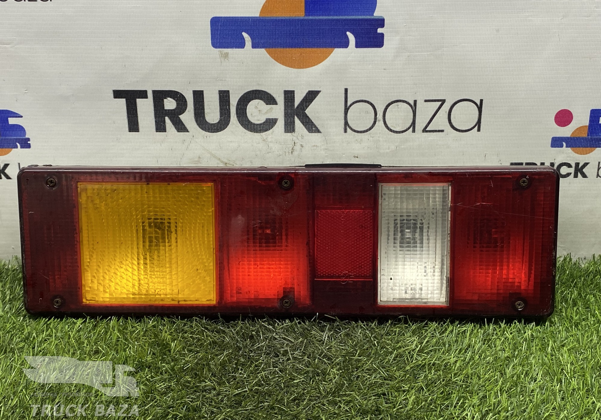 112086900000 Фонарь задний правый для КАМАЗ 5490 (с 2013)