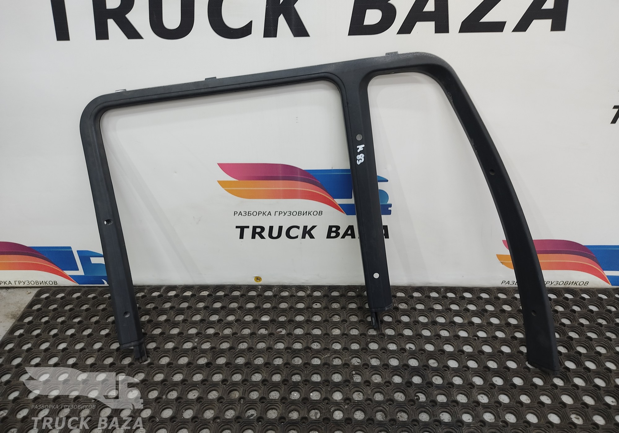 85626450005 Накладка двери левой для Man L2000 II Evolution / LE (с 2001 по 2005)