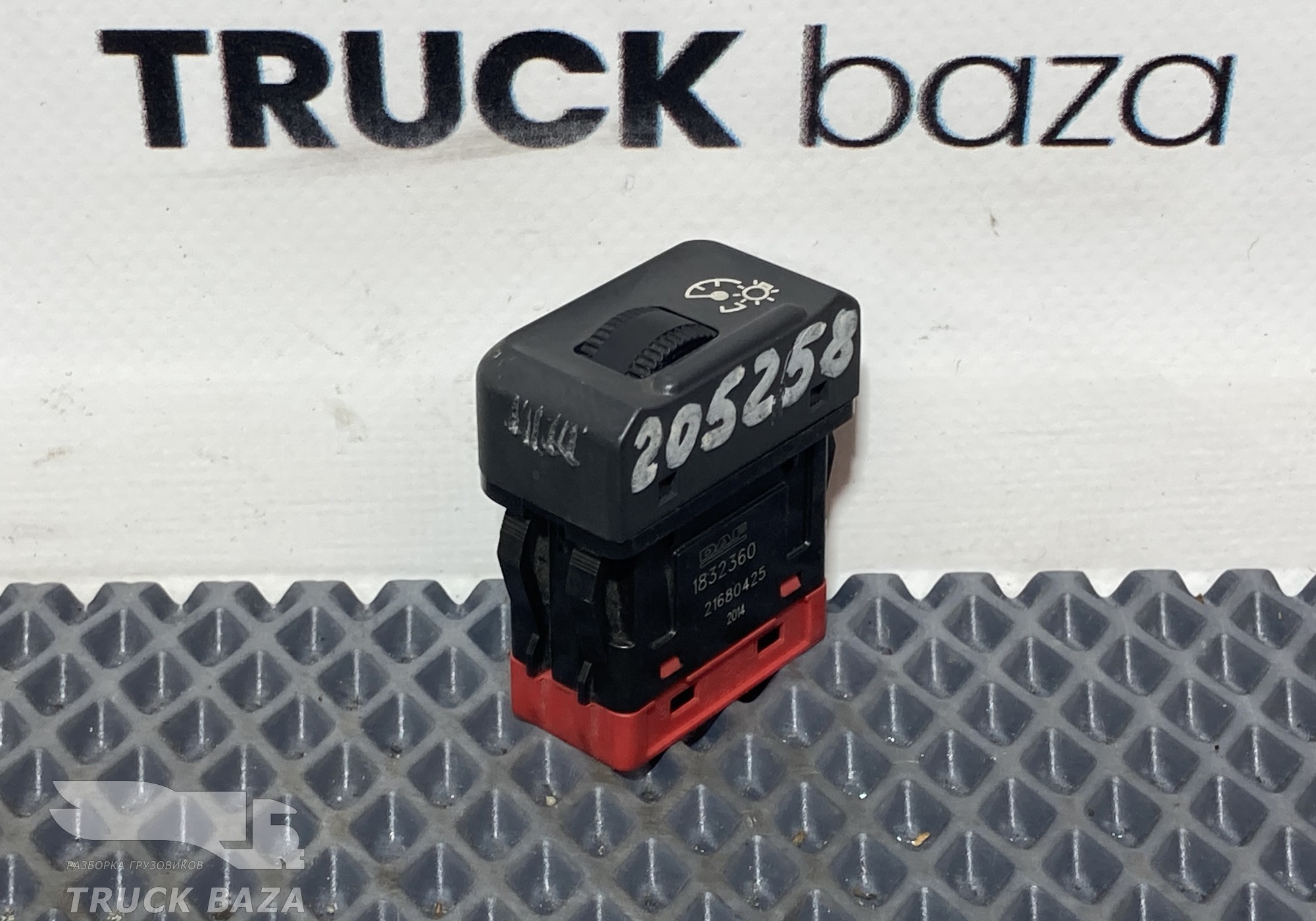 1832360 Регулятор уровня света приборной панели для Daf XF106 (с 2012)