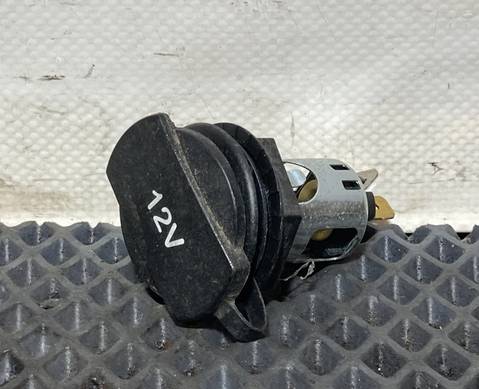 712W255096001 Гнездо прикуривателя для Sinotruk Sitrak C7H