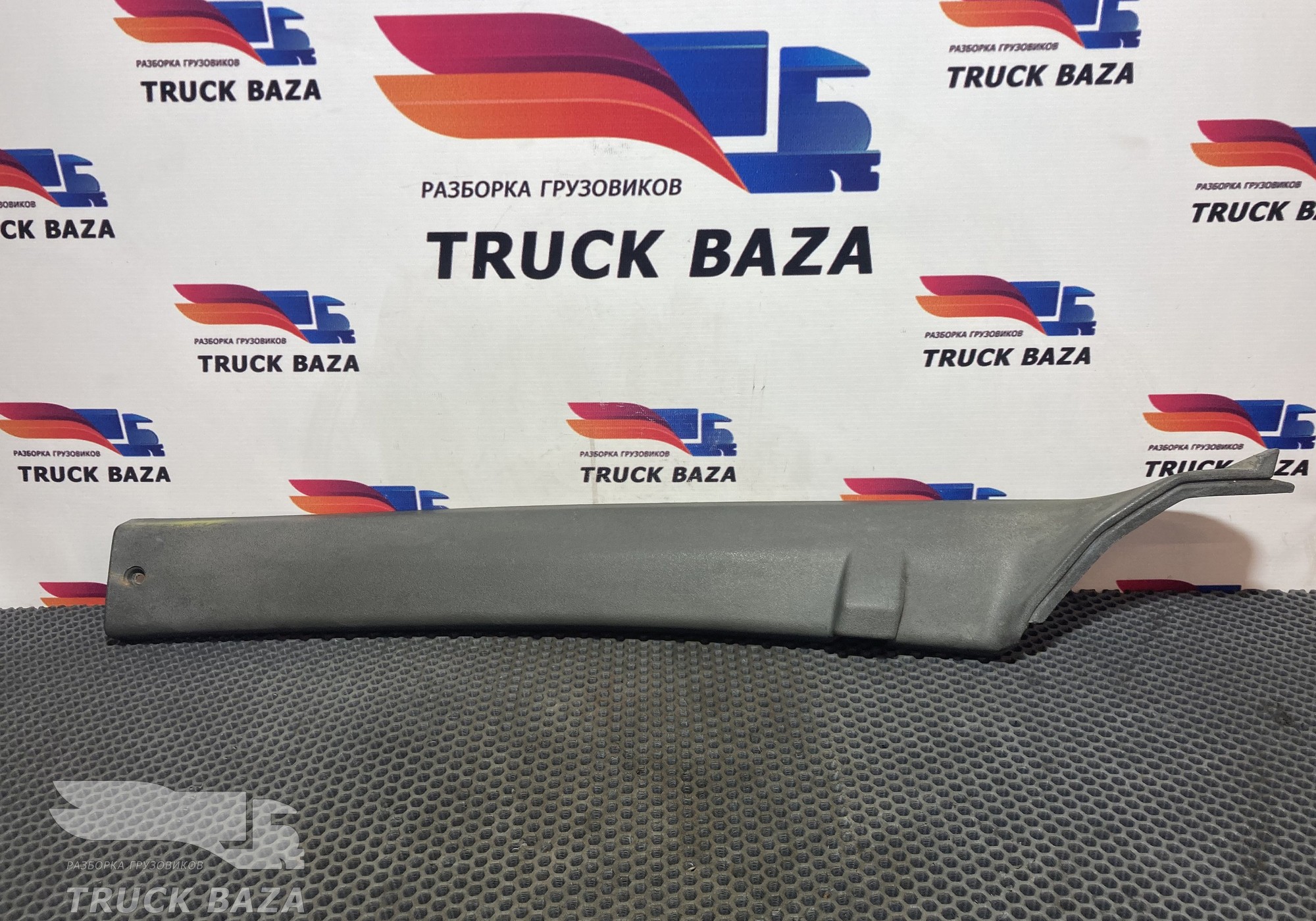 98405947 Накладка стойки лобового стекла левая для Iveco EuroCargo