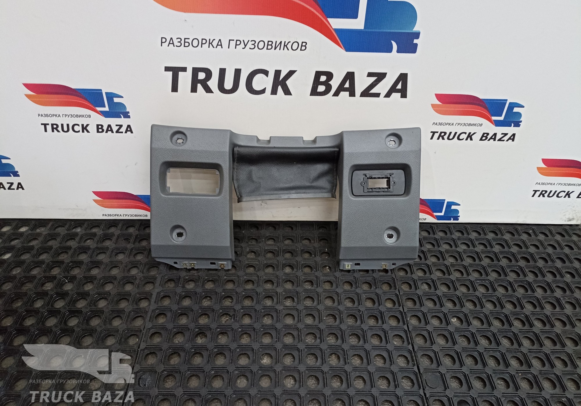 A9406800806 Накладка торпедо для Mercedes-Benz Axor II (с 2004 по 2010)