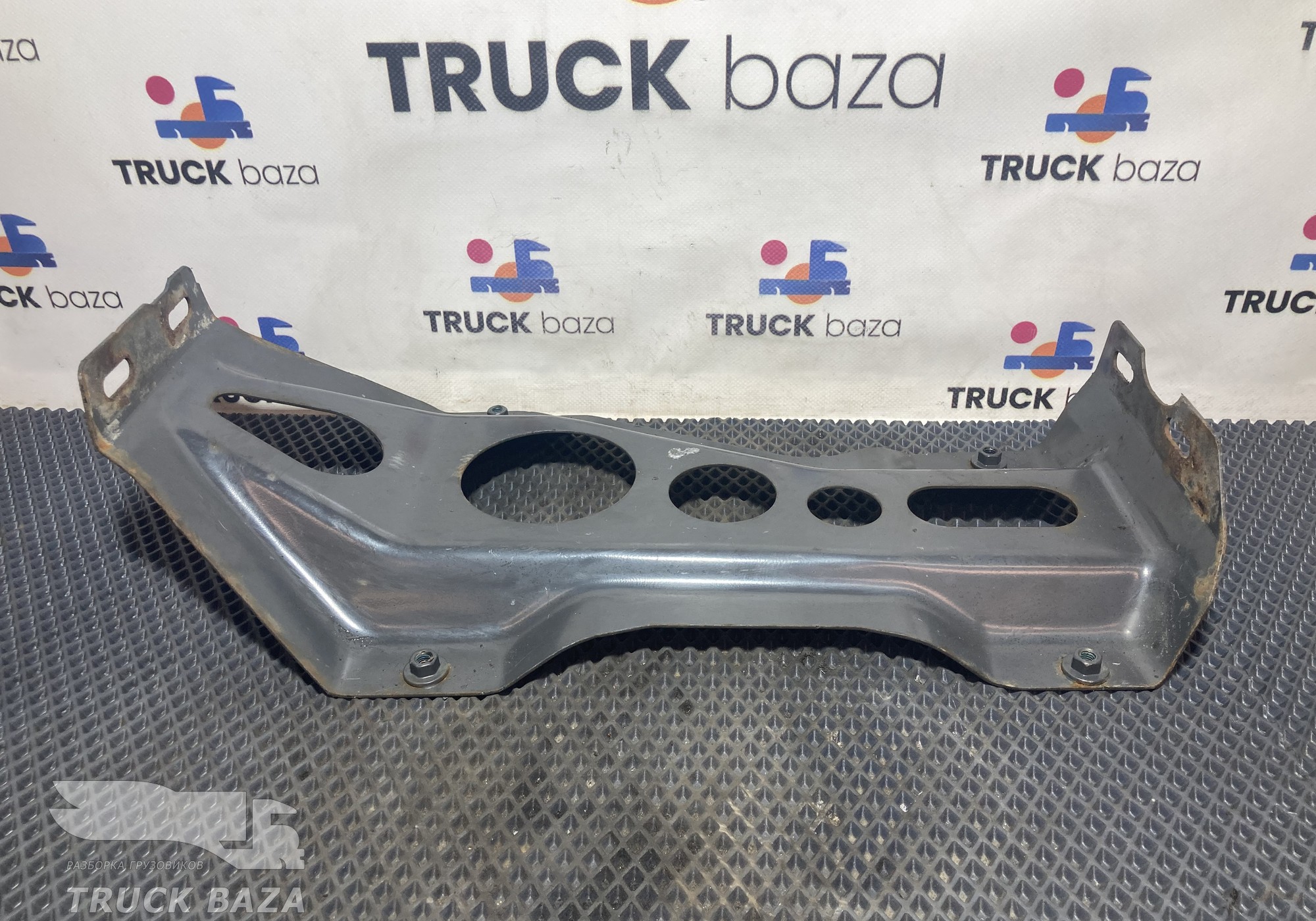 A9605202473 Кронштейн переднего крыла левый для Mercedes-Benz Actros New Actros MP4 (с 2011)