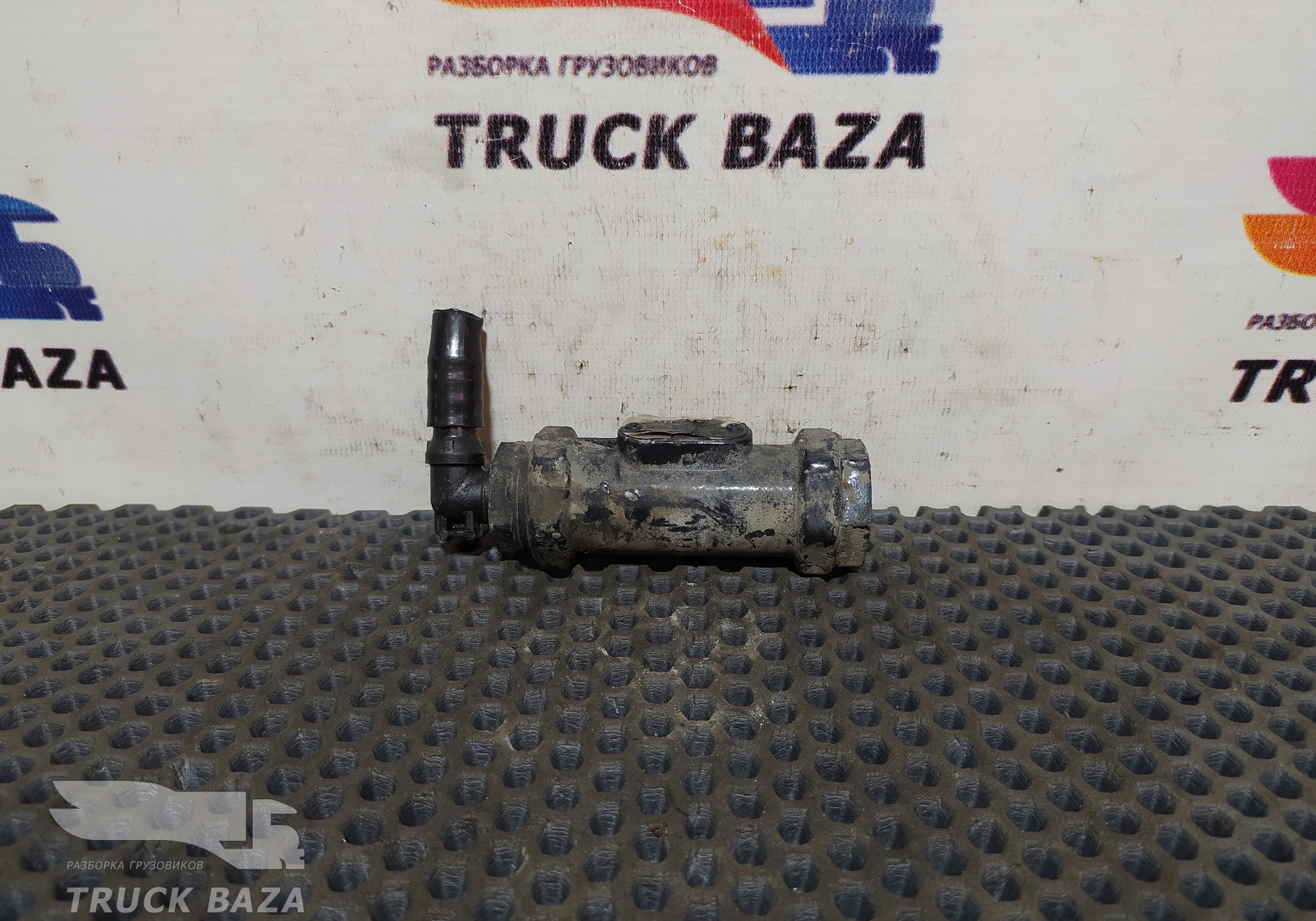 81521206004 Клапан пневматический для Iveco
