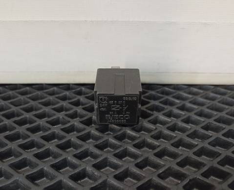 4806033 Реле 24V для Iveco