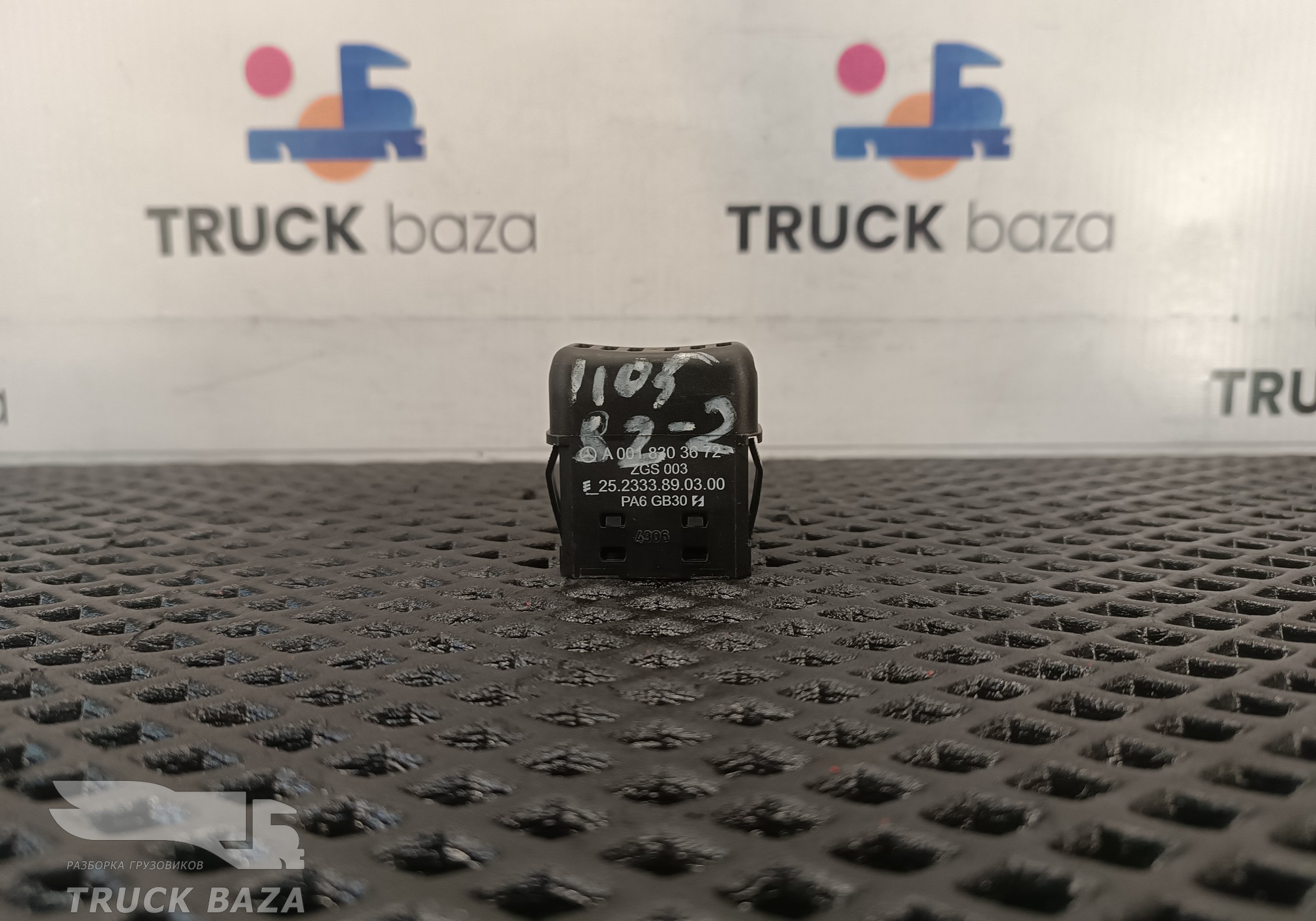 0018303672 Датчик температуры воздуха для Mercedes-Benz Axor