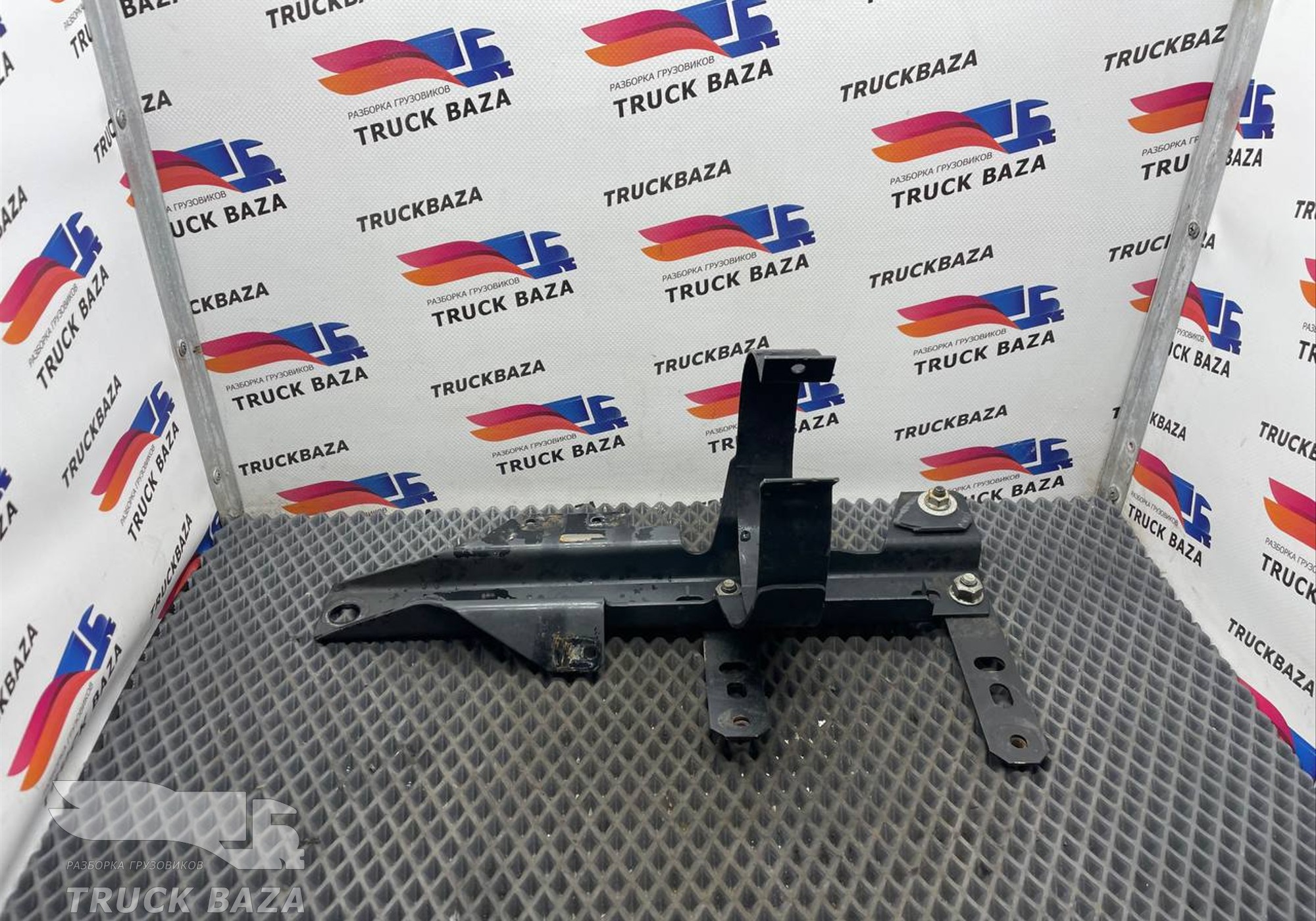 9604605435 Кронштейн бачка ГУРА для Mercedes-Benz Actros New Actros MP4 (с 2011)