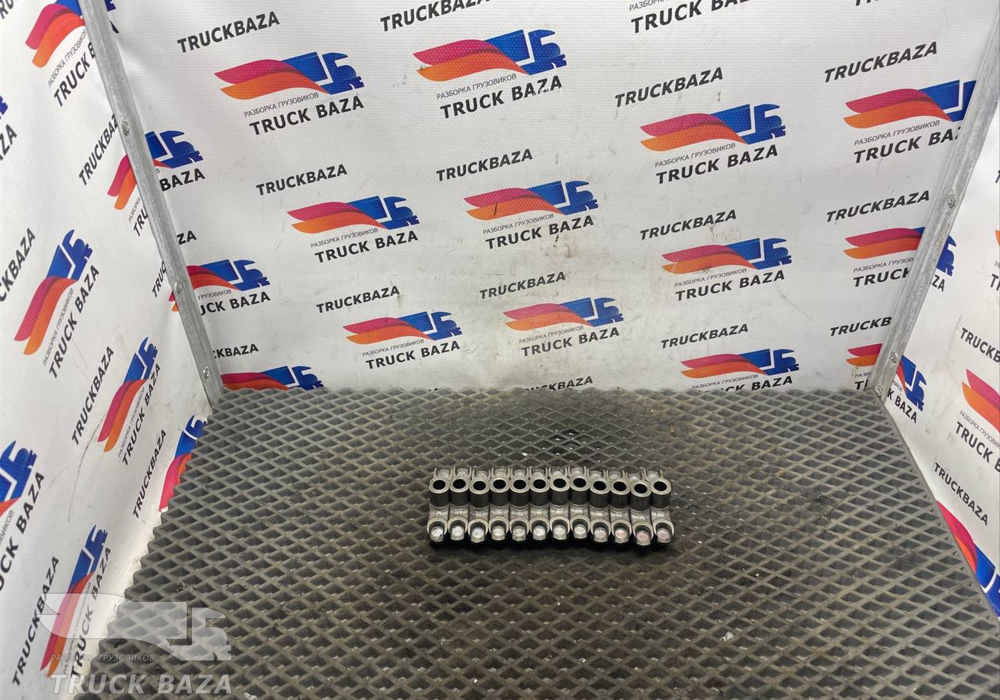 1675249 Коромысло (комплект 12шт) для Daf XF105 (с 2005)