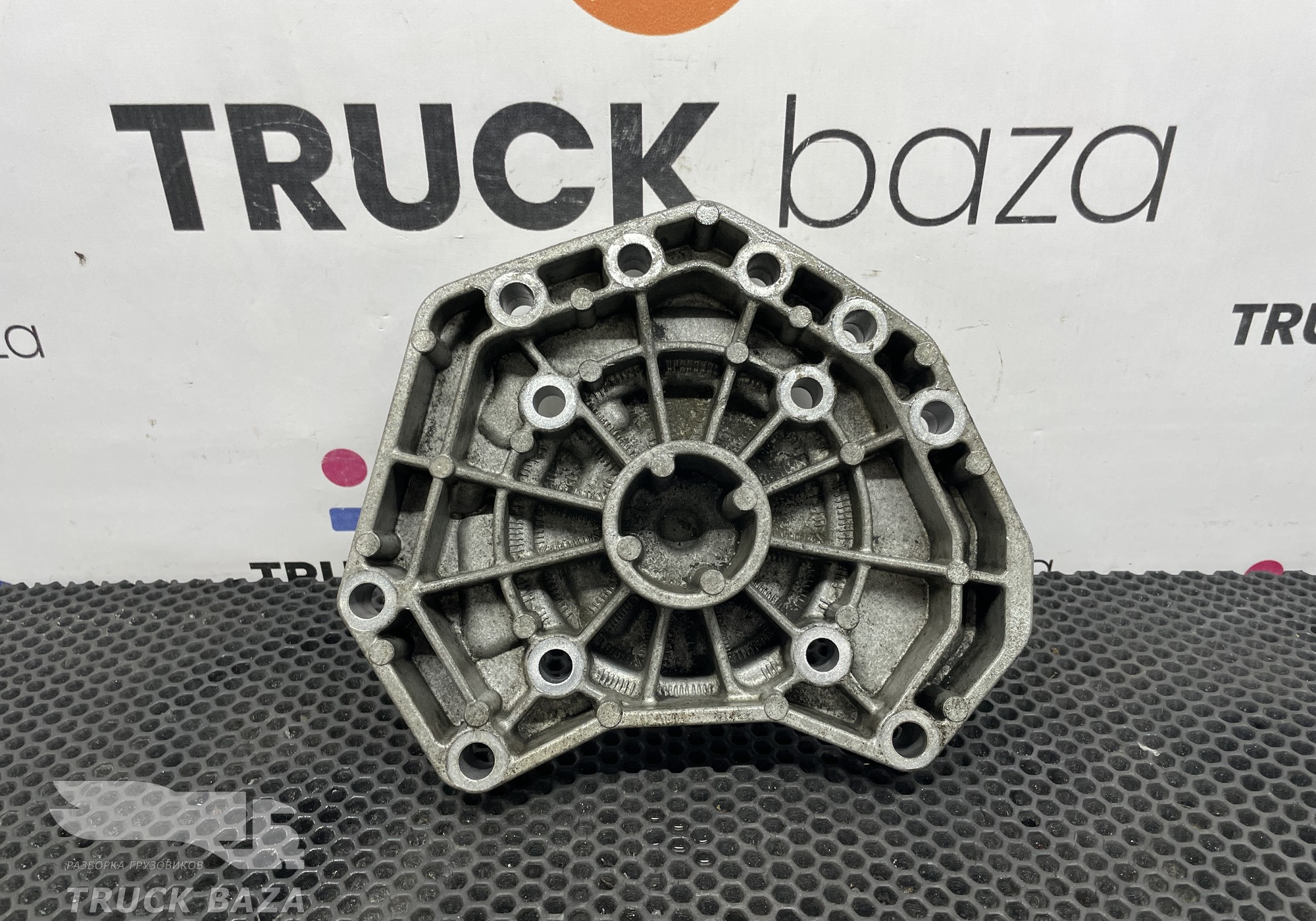 A9452611033 Крышка коробки отбора мощности КПП для Mercedes-Benz 16-26