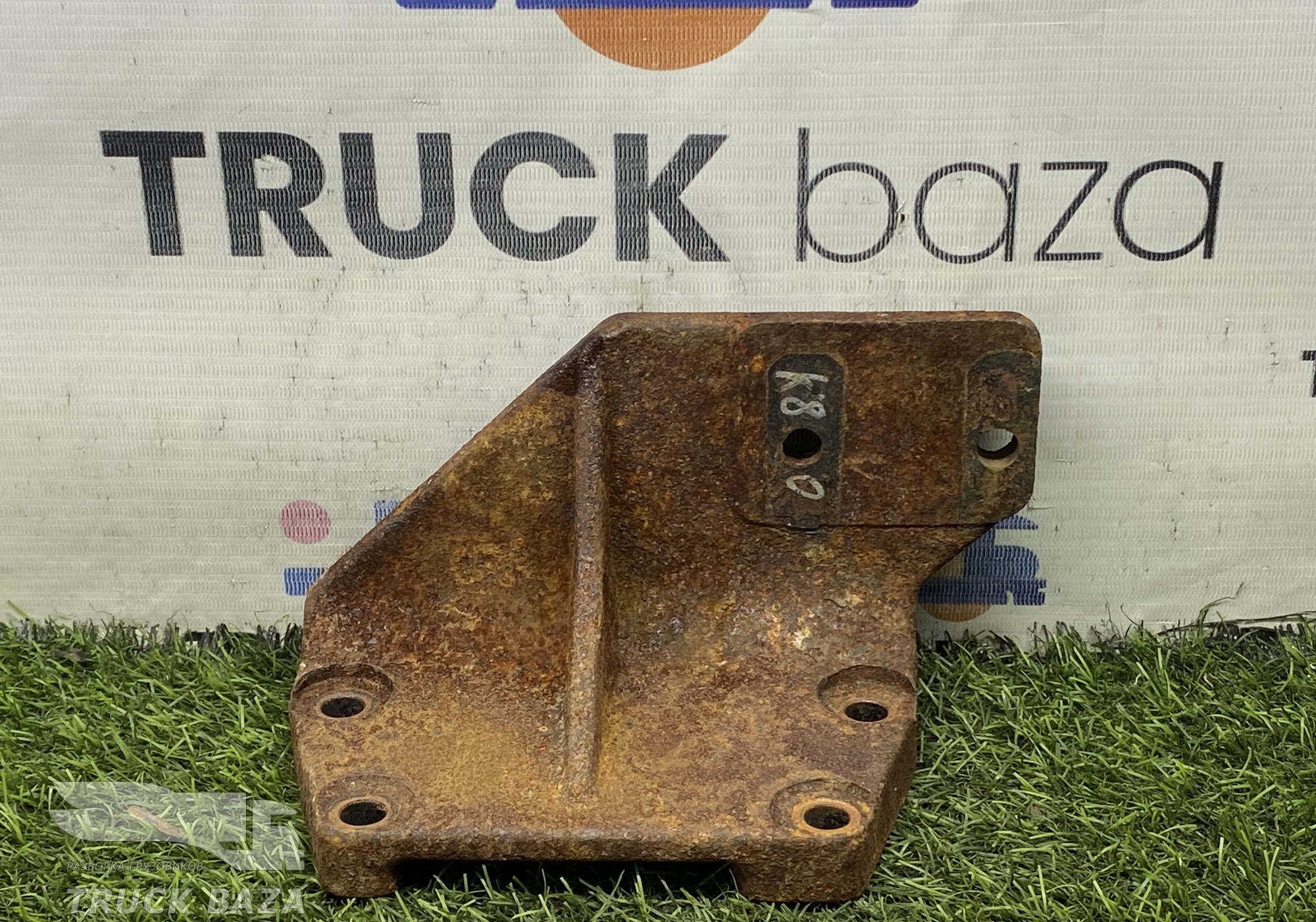 5490100101305 Кронштейн подушки двигателя левый для КАМАЗ 5490 (с 2013)