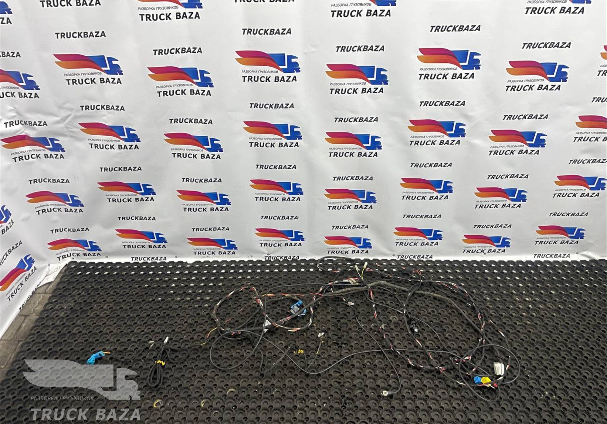 2038115 Проводка кабины для Daf XF106 (с 2013 по 2023)