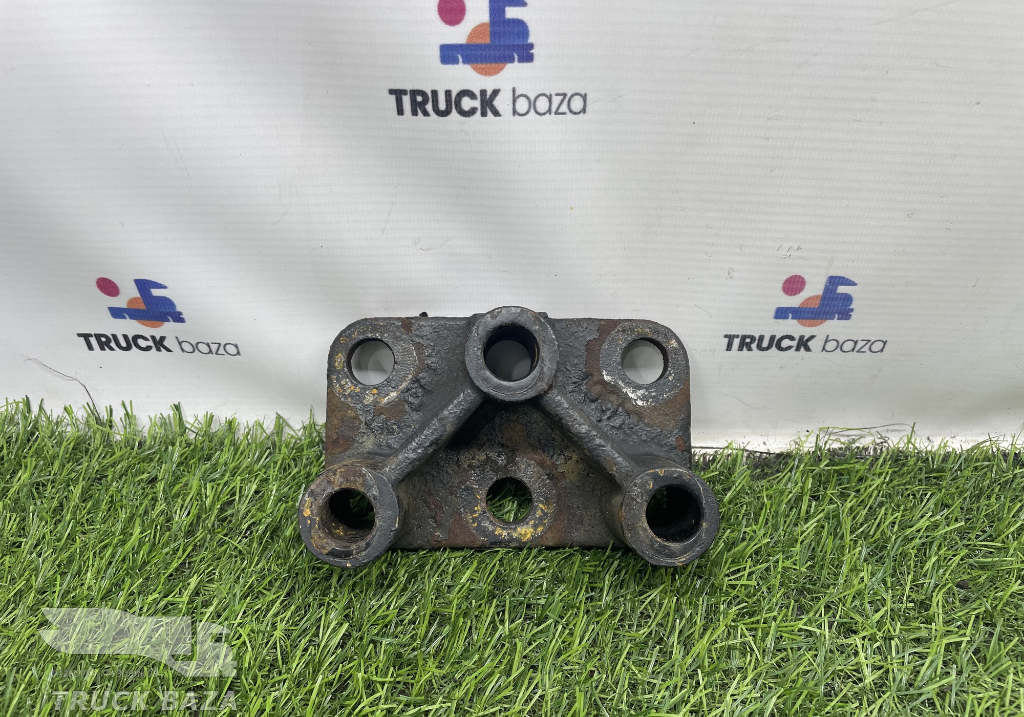 549011208710 Кронштейн глушителя для КАМАЗ 54901