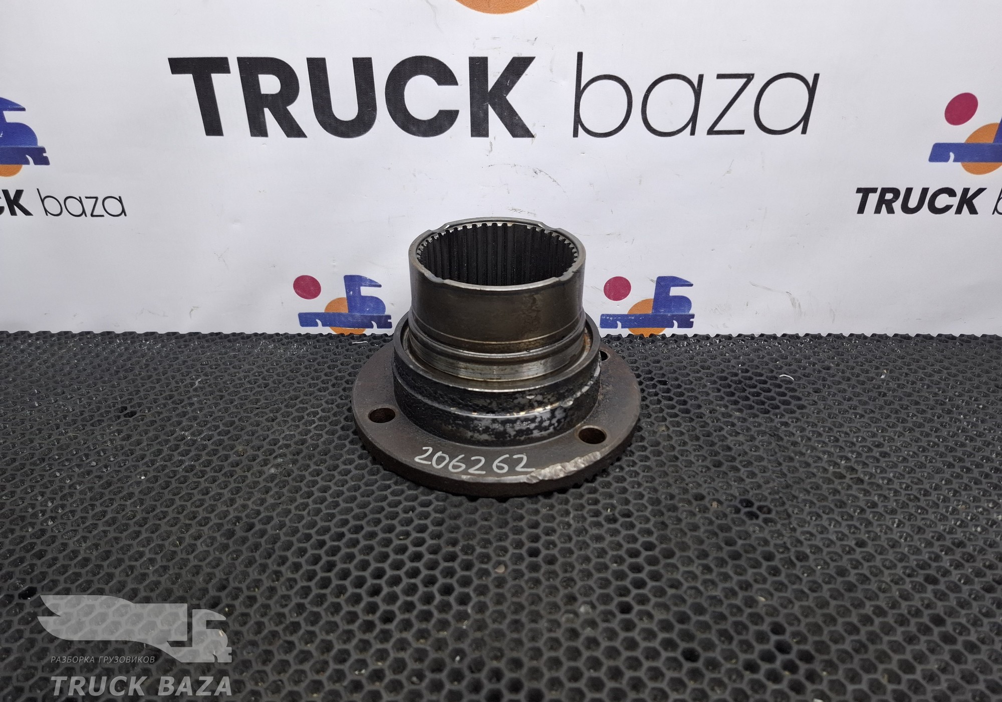 1358332210 Фланец КПП ZF для Iveco