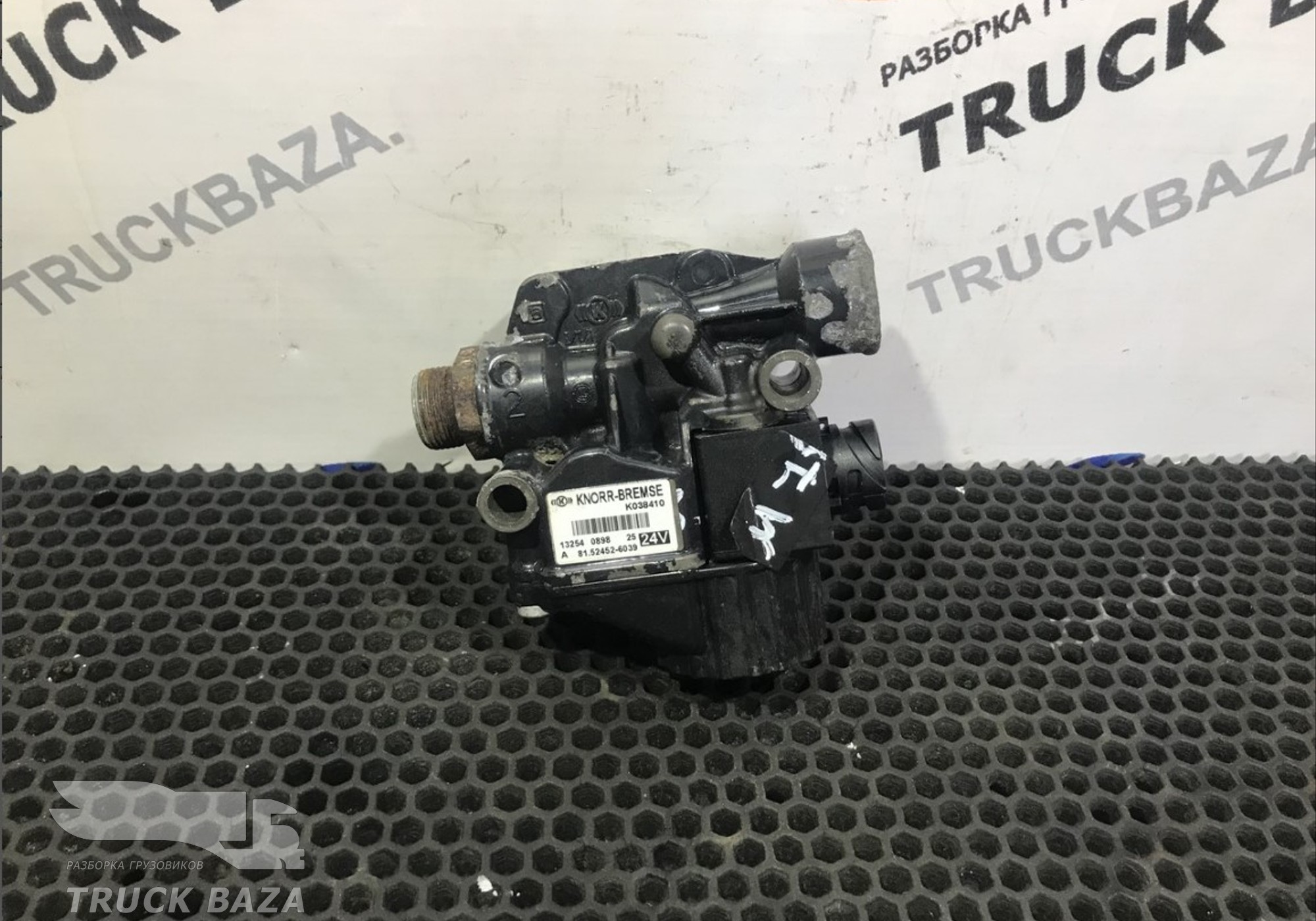 81524526039 Кран ABS для Volvo FM II (с 2002)