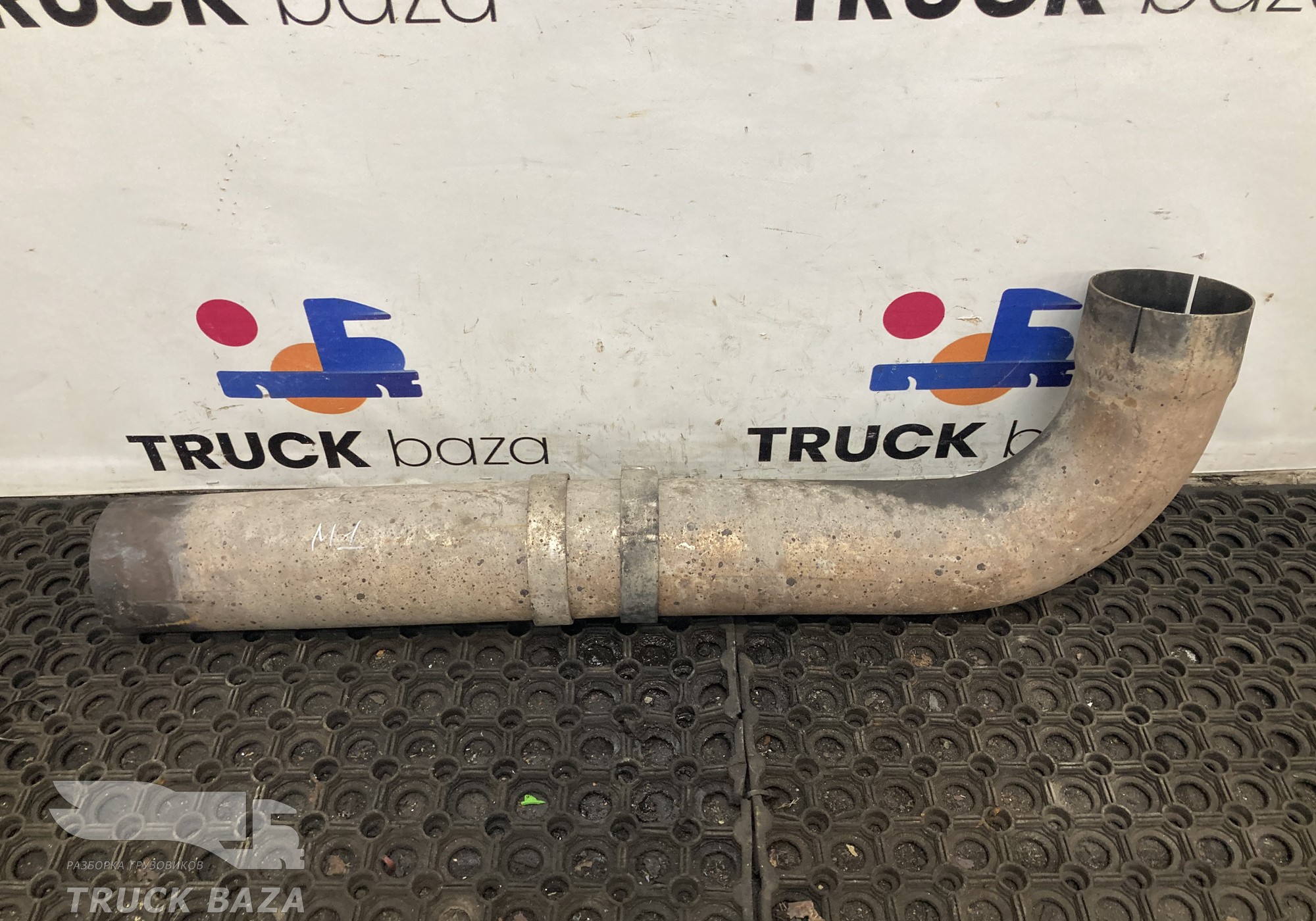 81152060002 Труба глушителя