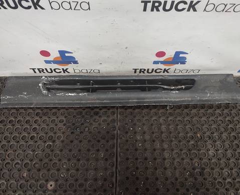 9438850525 Накладка переднего бампера центральная для Mercedes-Benz Actros MP3 (с 2008)