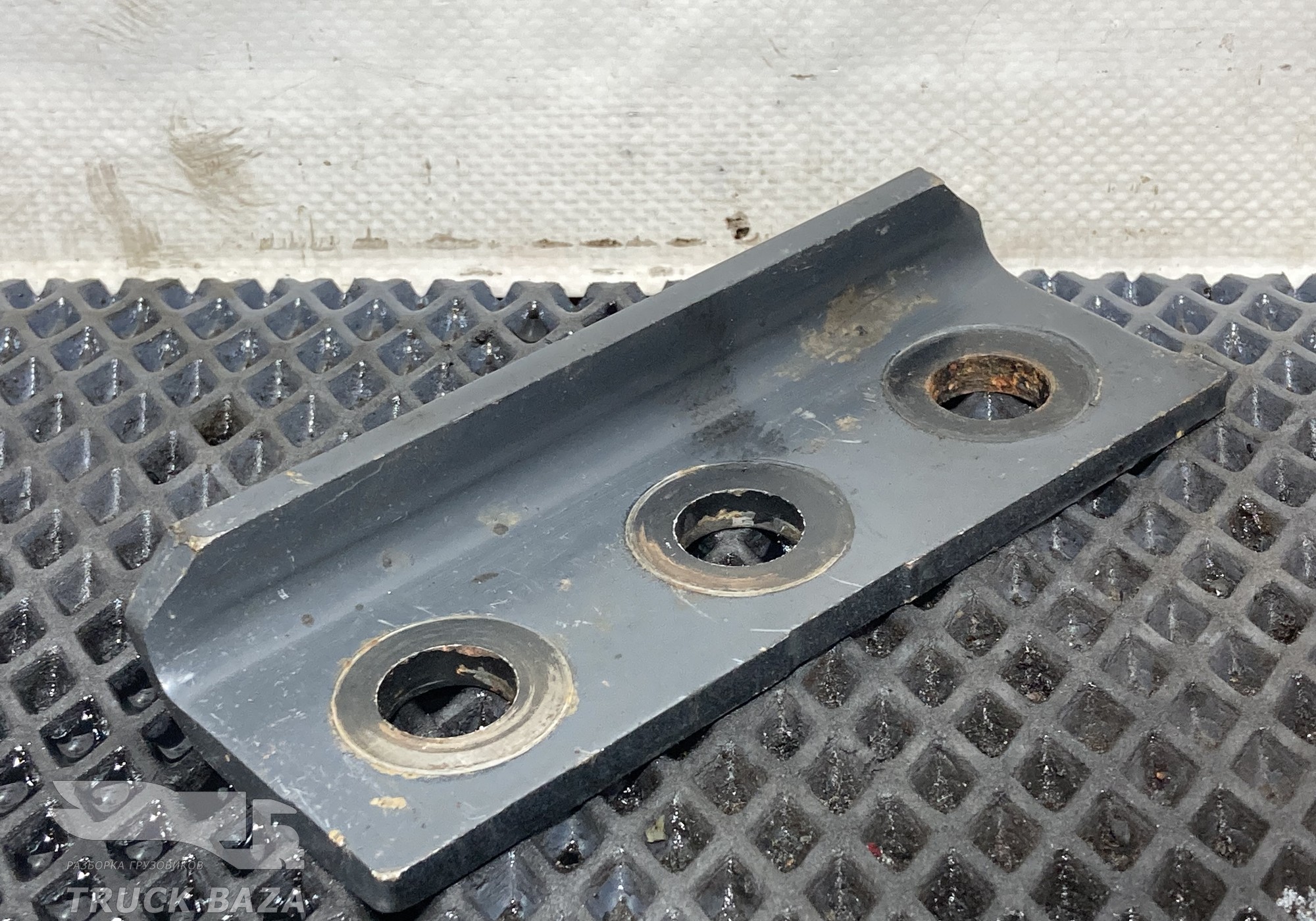 A9413120384 Кронштейн траверсы