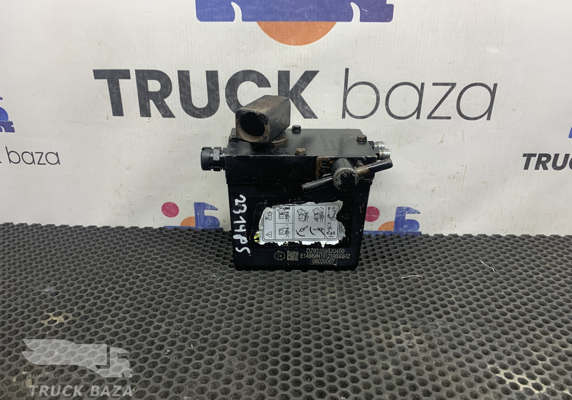 DZ93259820400 Насос подъема кабины для Shacman X3000