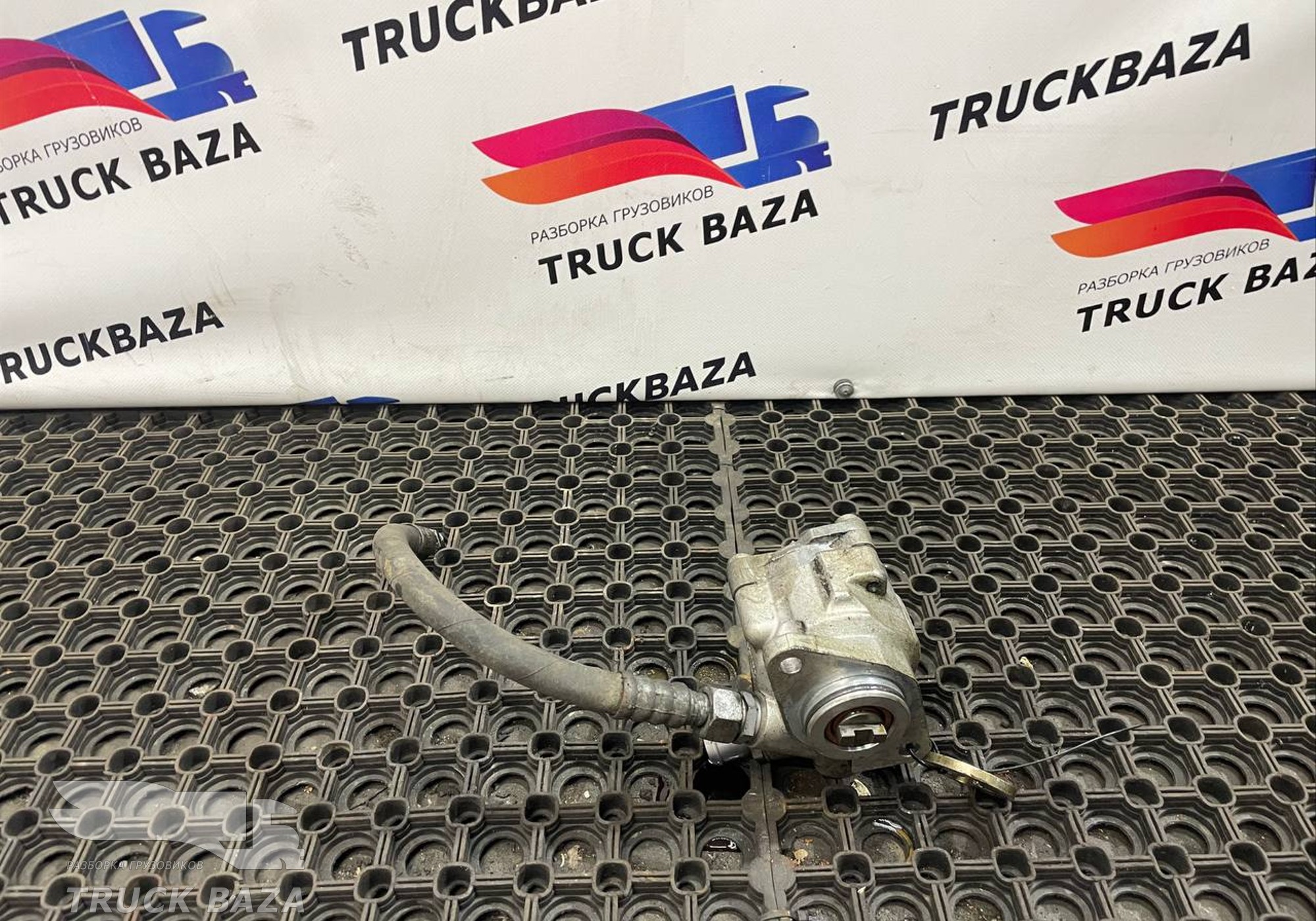 82471016051 Насос ГУРа для Man TGX II (с 2012)