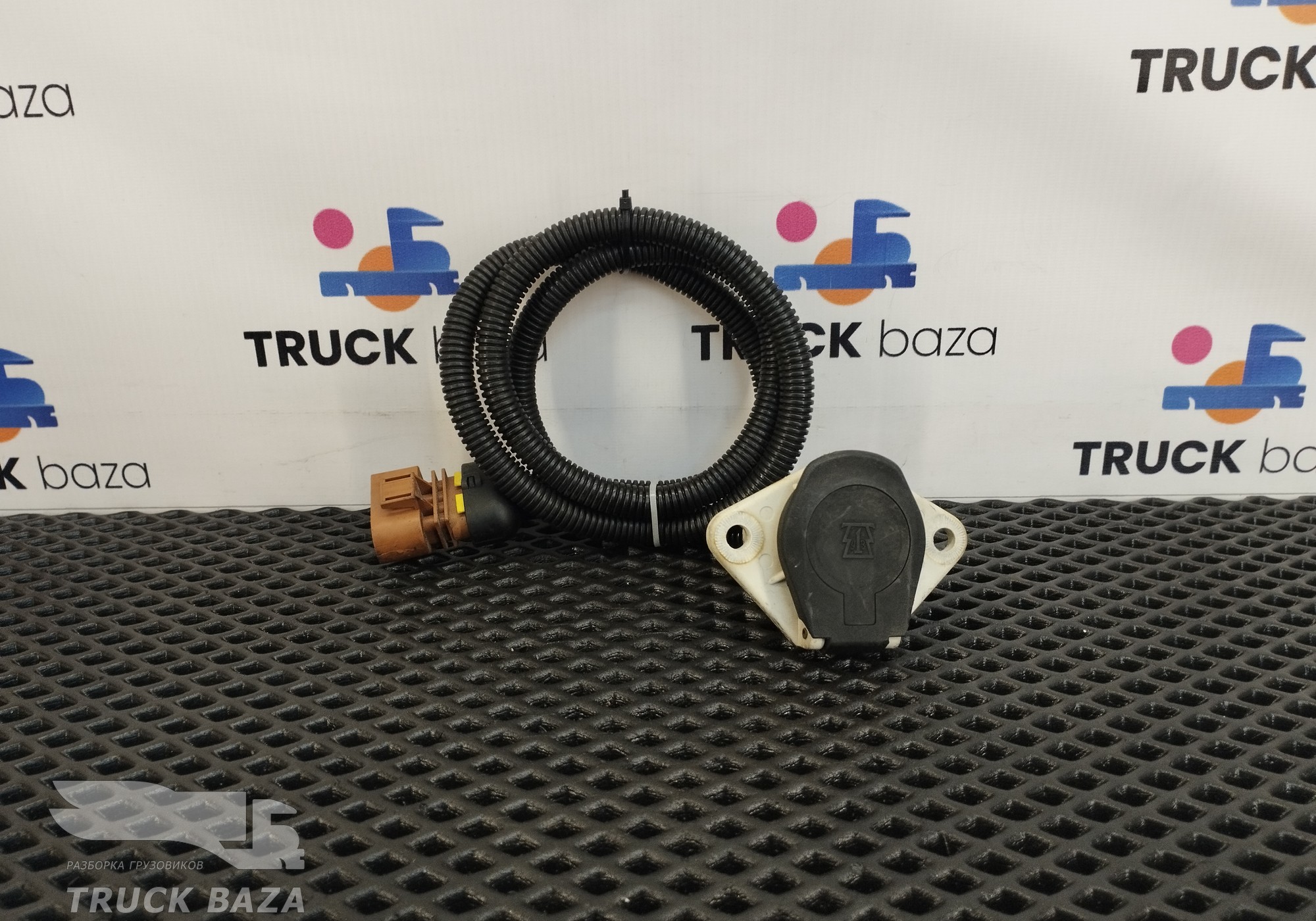 81254326201 Провод перекидной для Man TGS II (с 2012)