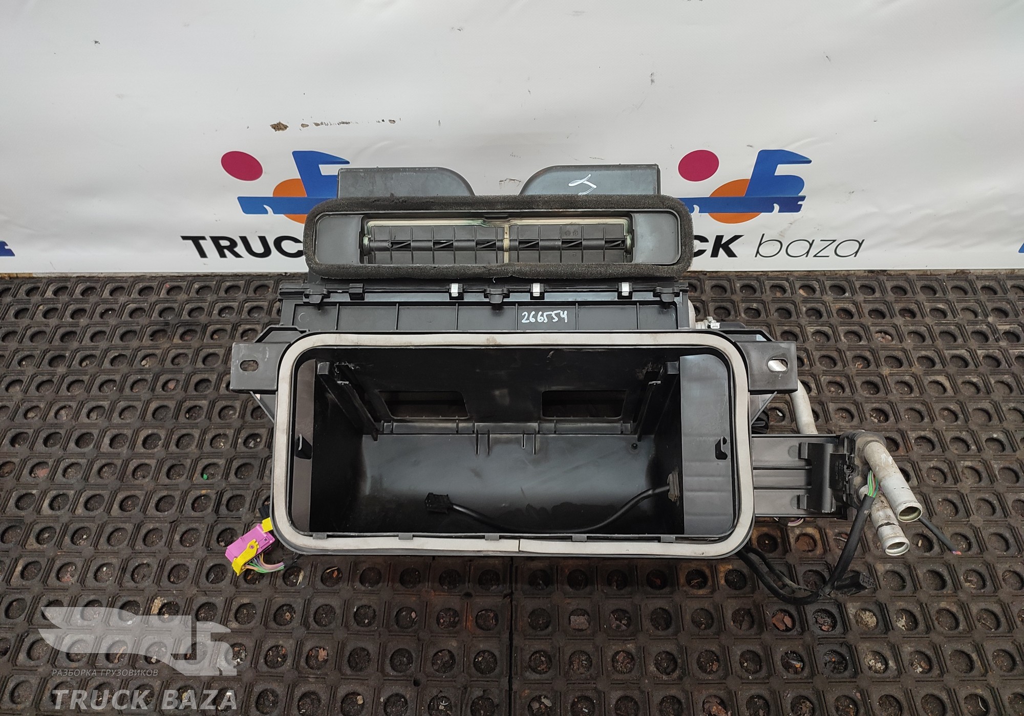 81619006444 Печка салона