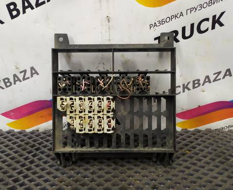 81254410684 Рамка под реле и предохранители для Man TGL I (с 2005 по 2008)