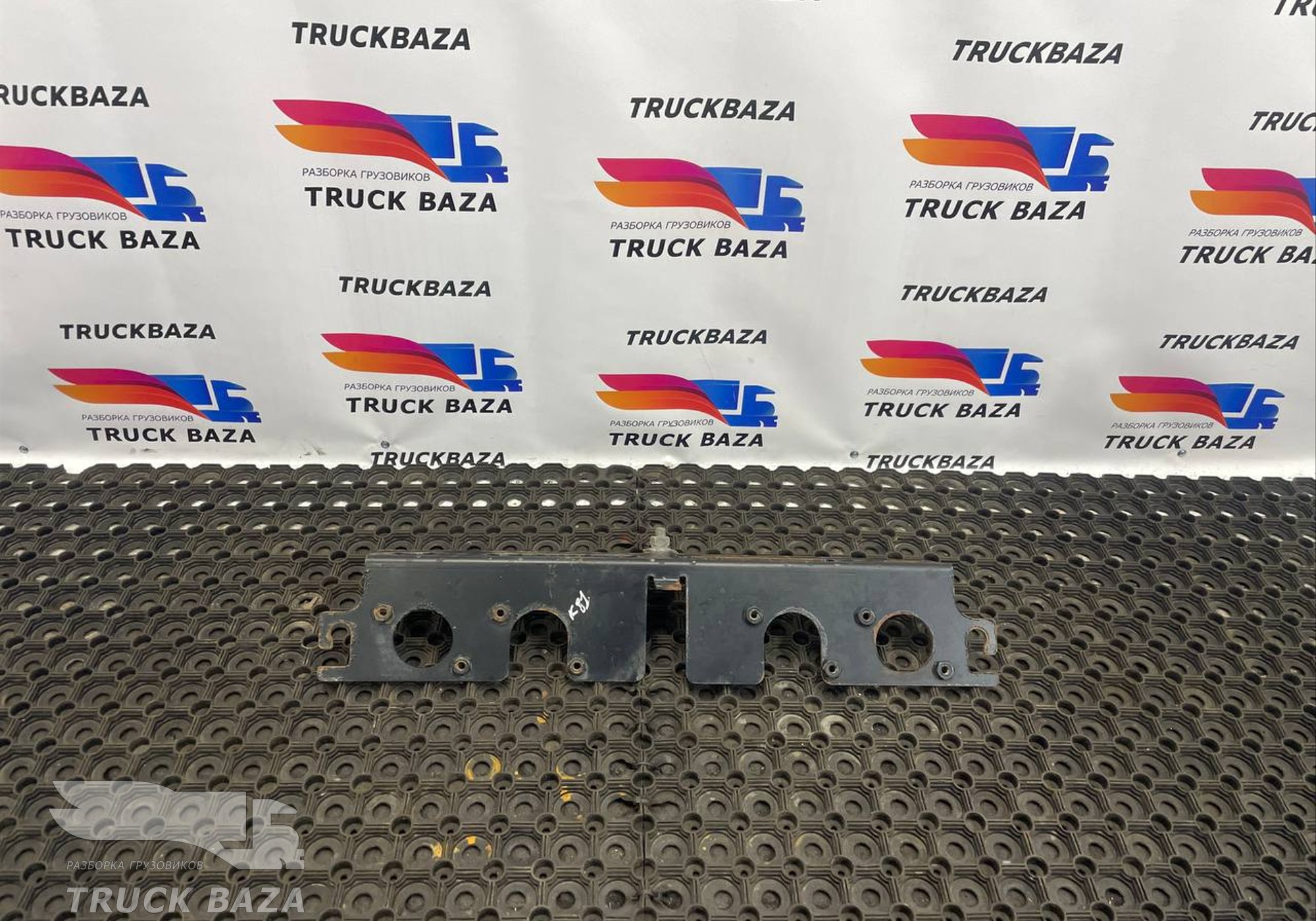 54903727001 Кронштейн розеток для КАМАЗ 54901