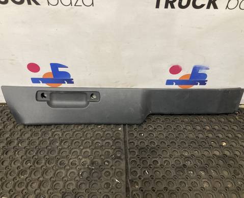 810W629300157 Накладка декоративная для Sinotruk Sitrak C7H