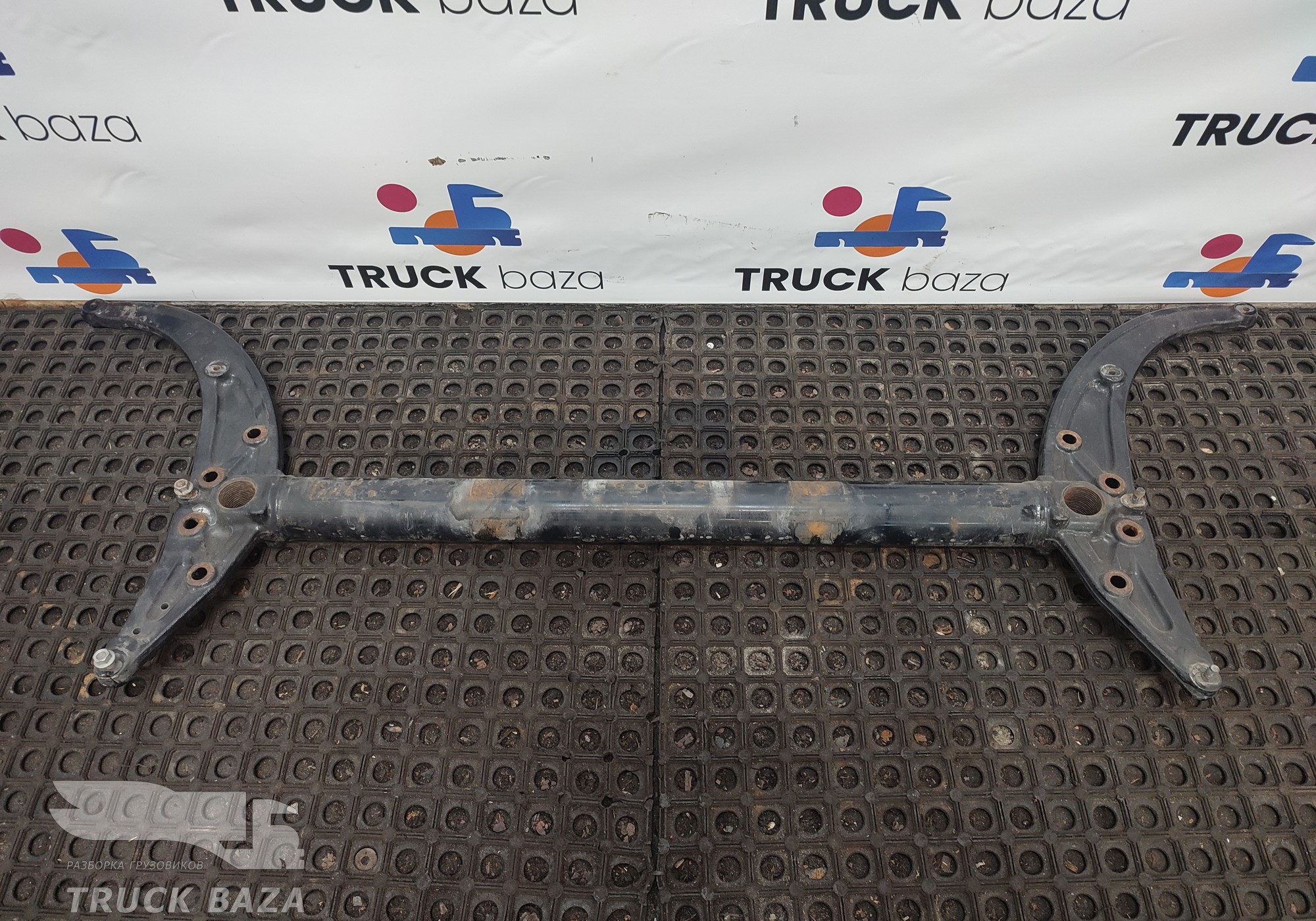 81412802640 Траверса рамы поперечная для Man TGX II (с 2012)