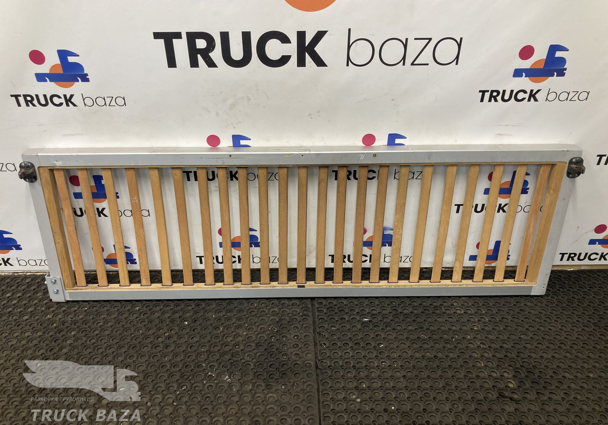 810621596365 Полка спальника верхнего