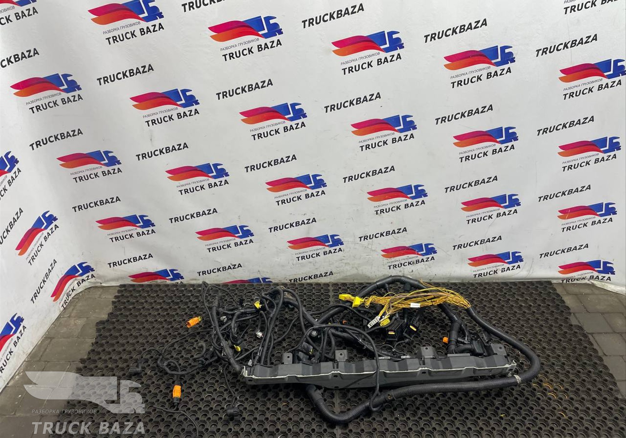 81254246488 Электропроводка двигателя для Man TGX II (с 2012)