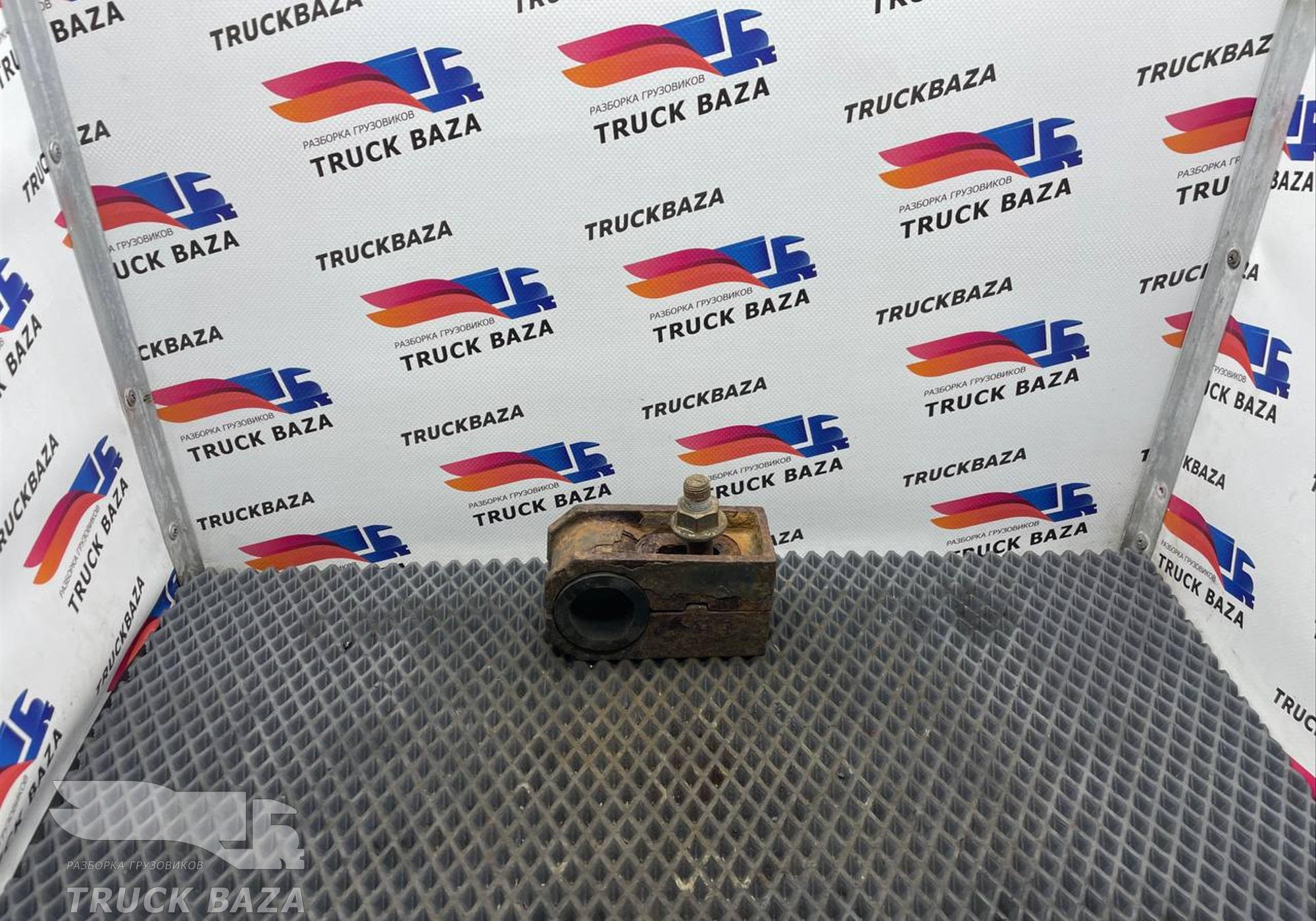 5010130799 Кронштейн КПП для Renault Magnum I (с 1990 по 1997)