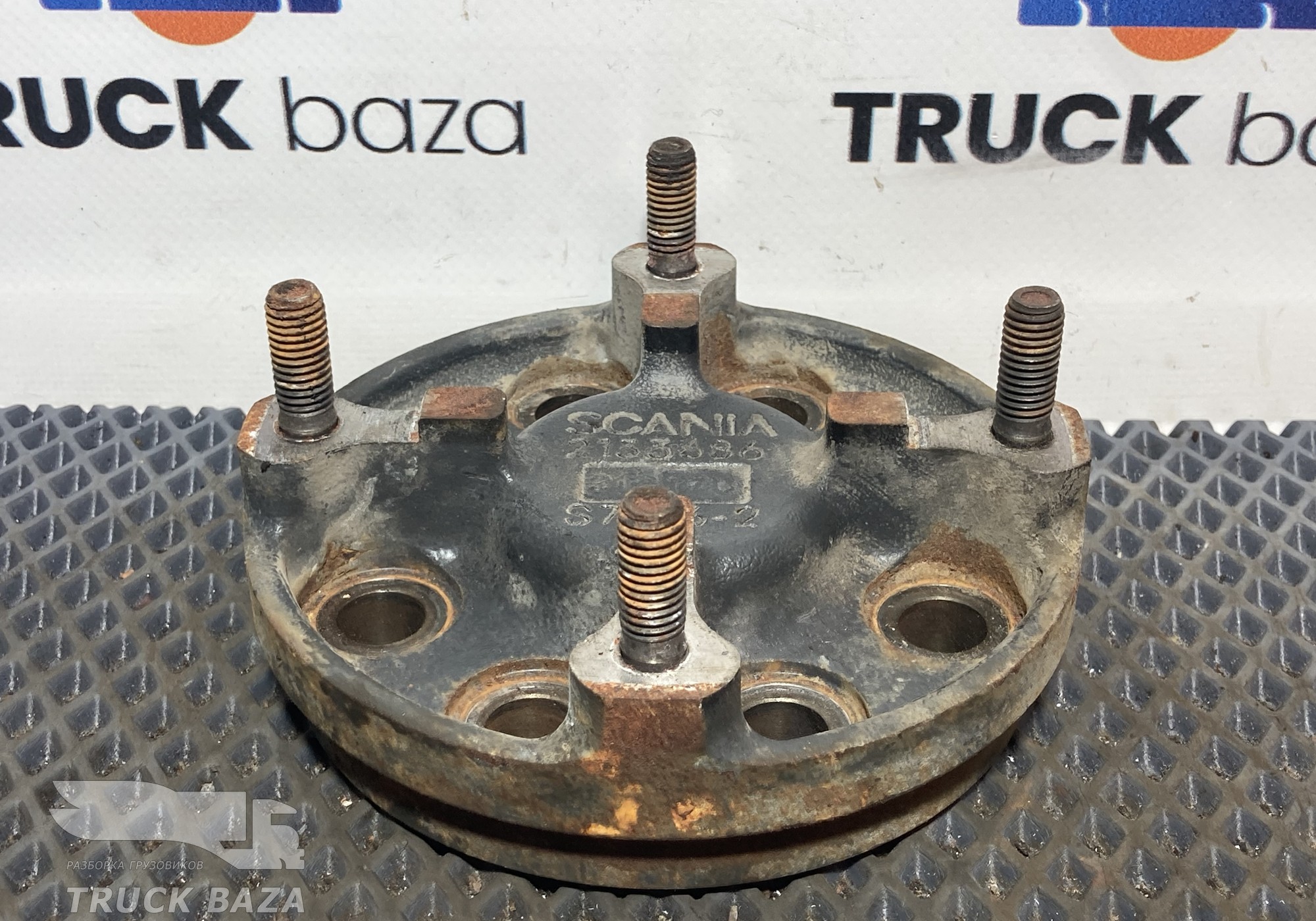 2133686 Кронштейн вискомуфты для Scania 6-series R (с 2016)