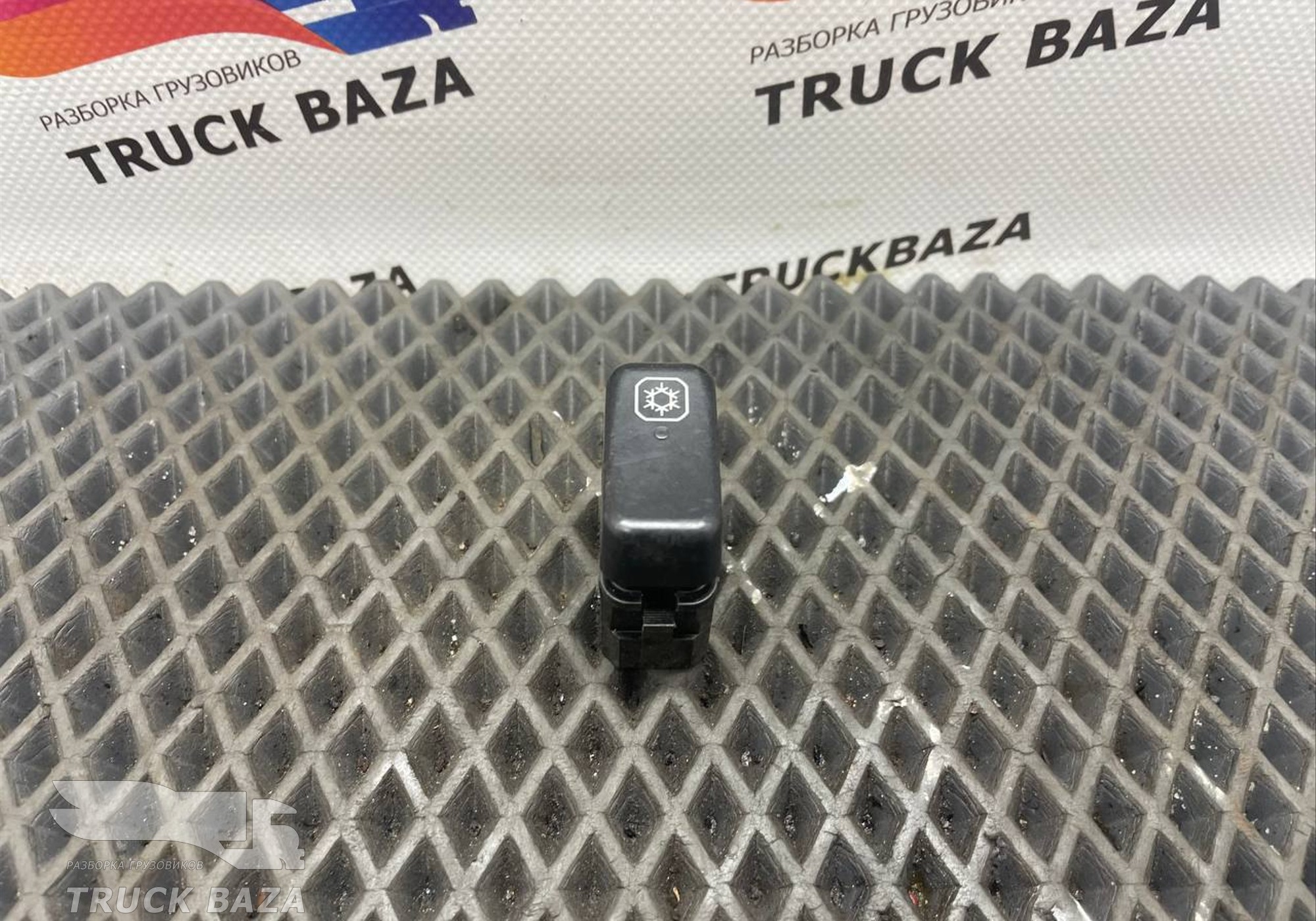 0035457307 Кнопка включения кондиционера для Mercedes-Benz Actros MP3 (с 2008)