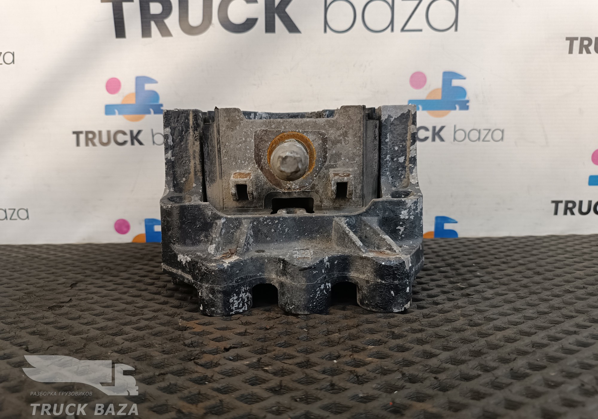 81962100672 Подушка двигателя передняя для Man TGX II (с 2012)