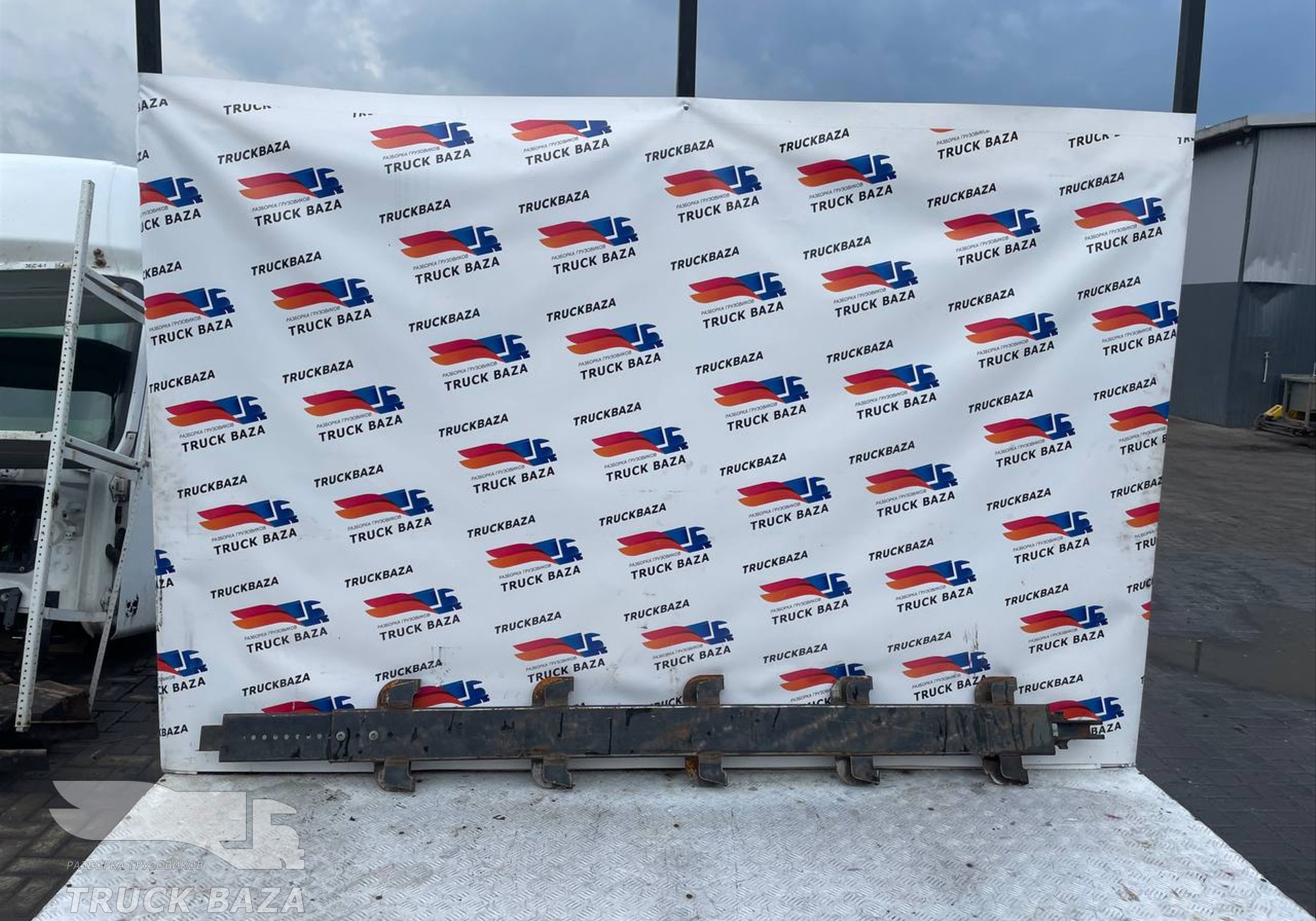 515076008 Боковая съёмная стойка для полуприцепа Krone для Полуприцепы Krone