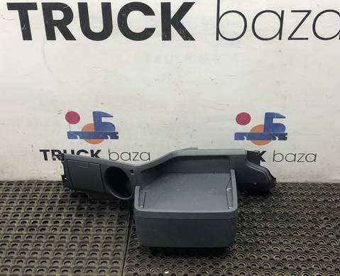 1728516 Передняя центральная панель для Scania