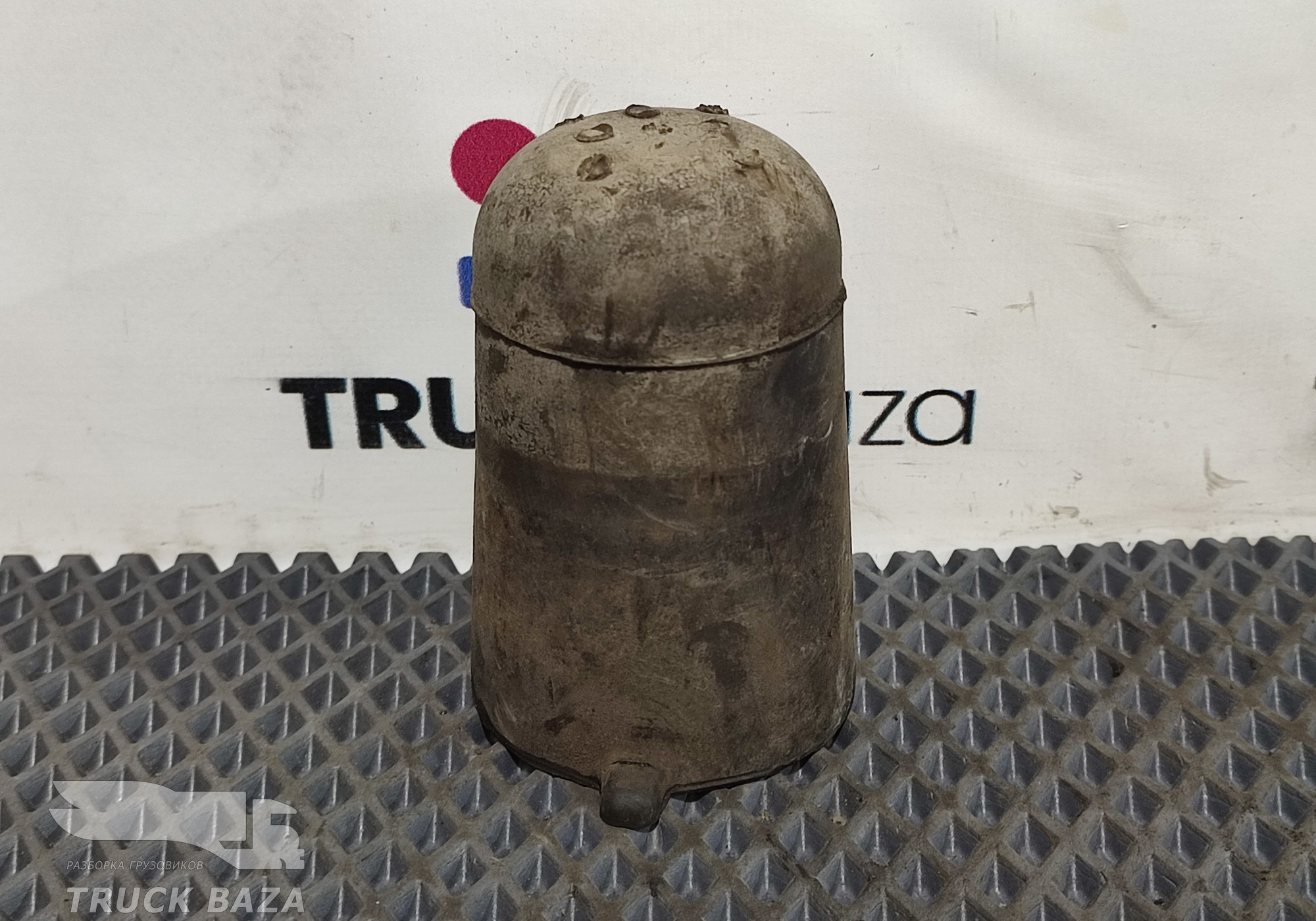 1324366 Отбойник передней рессоры