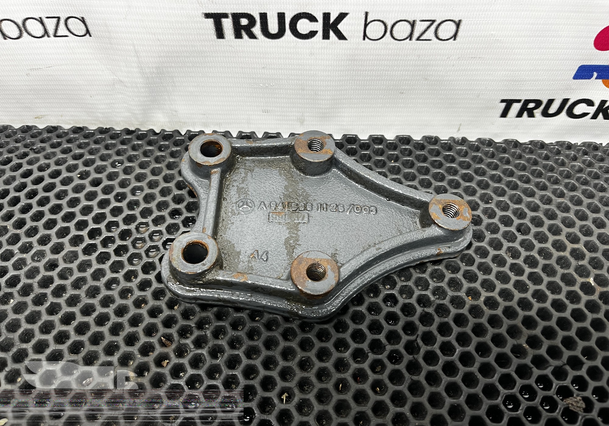 A9416661126 Кронштейн подножки для Mercedes-Benz Actros
