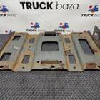 YZ900076000022 Кронштейн ящика АКБ для Sinotruk Sitrak C7H