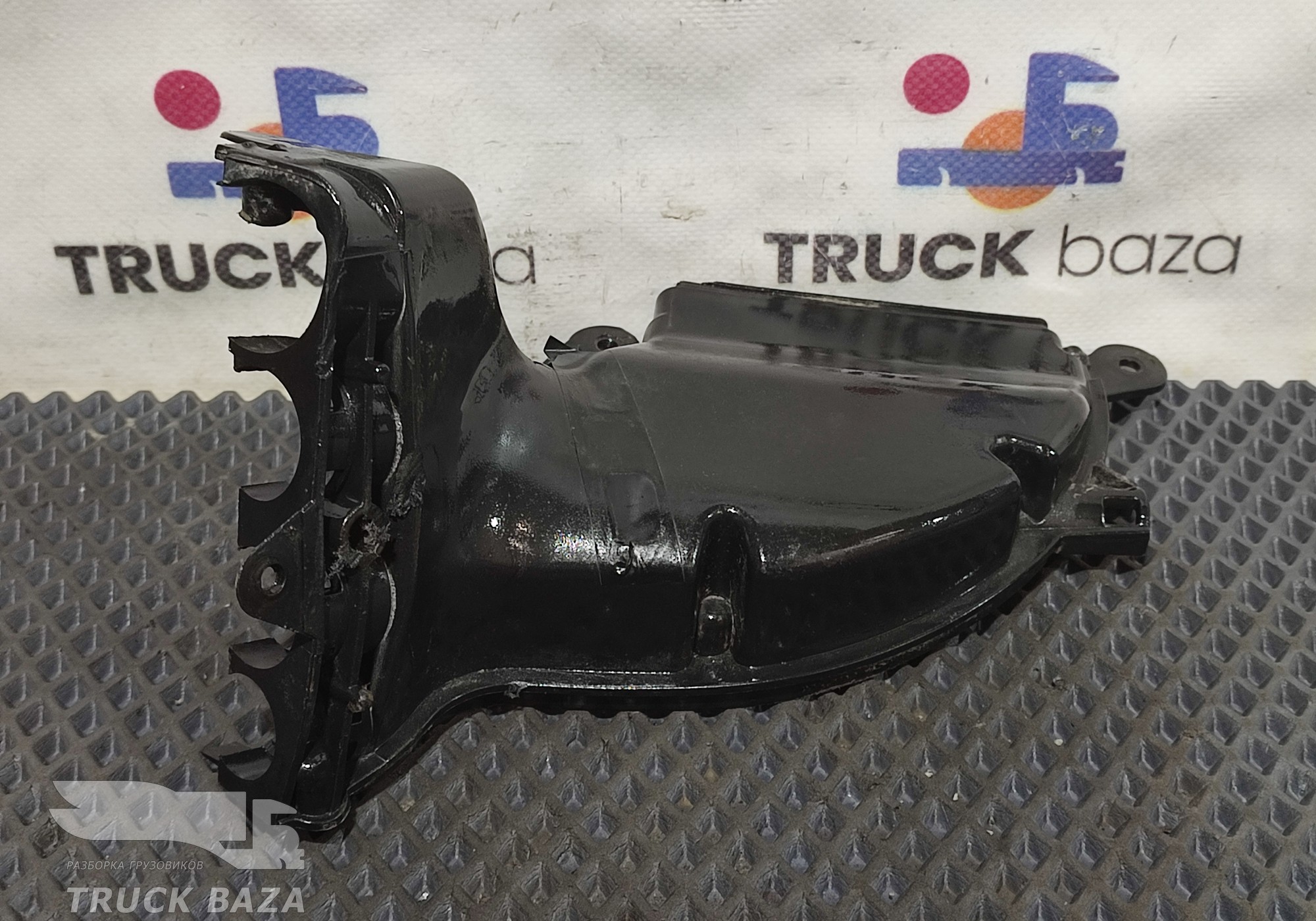 811W254245002 Направляющая электропроводки для Sinotruk Sitrak C7H