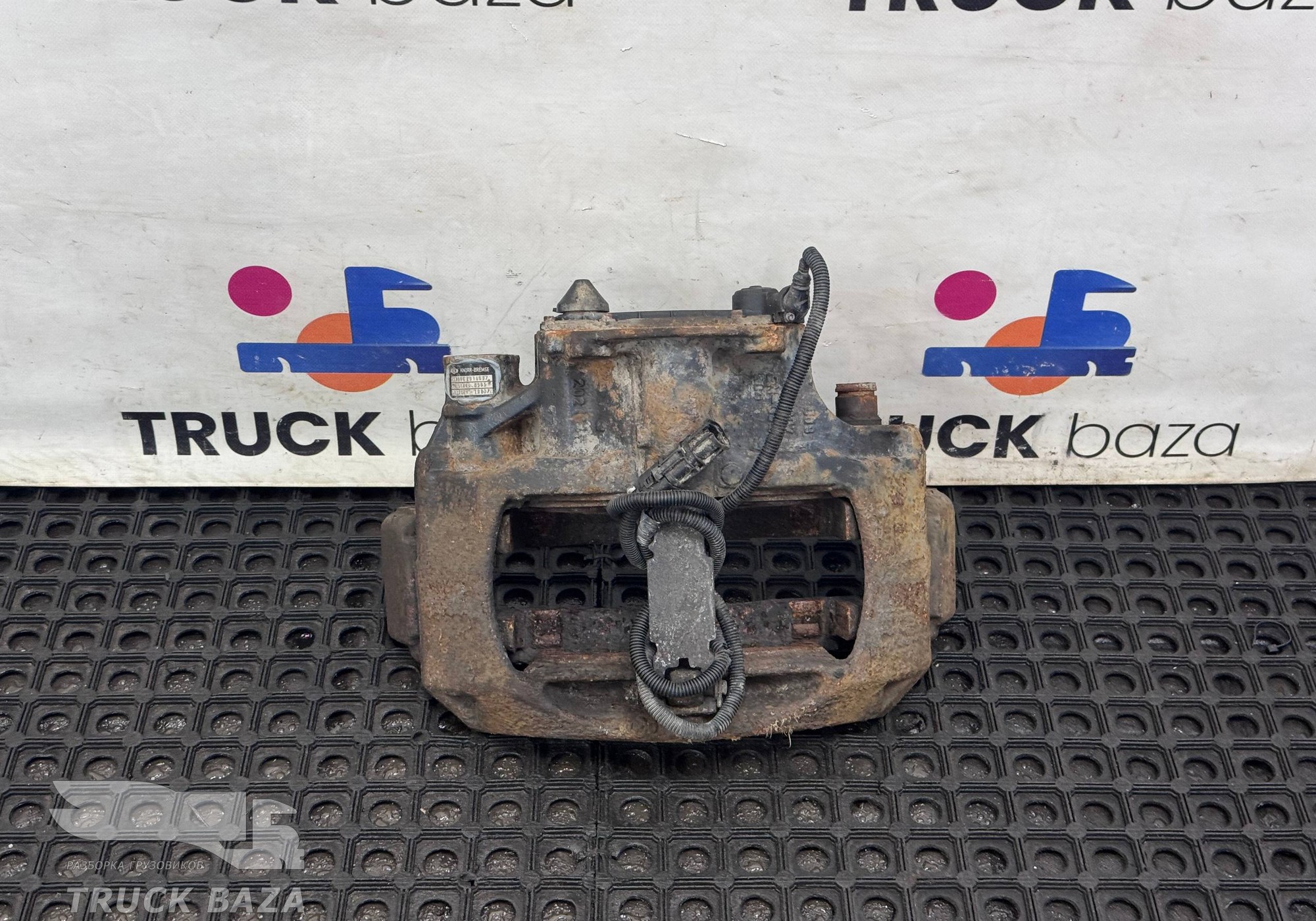 81508046595 Суппорт передний левый / задний правый