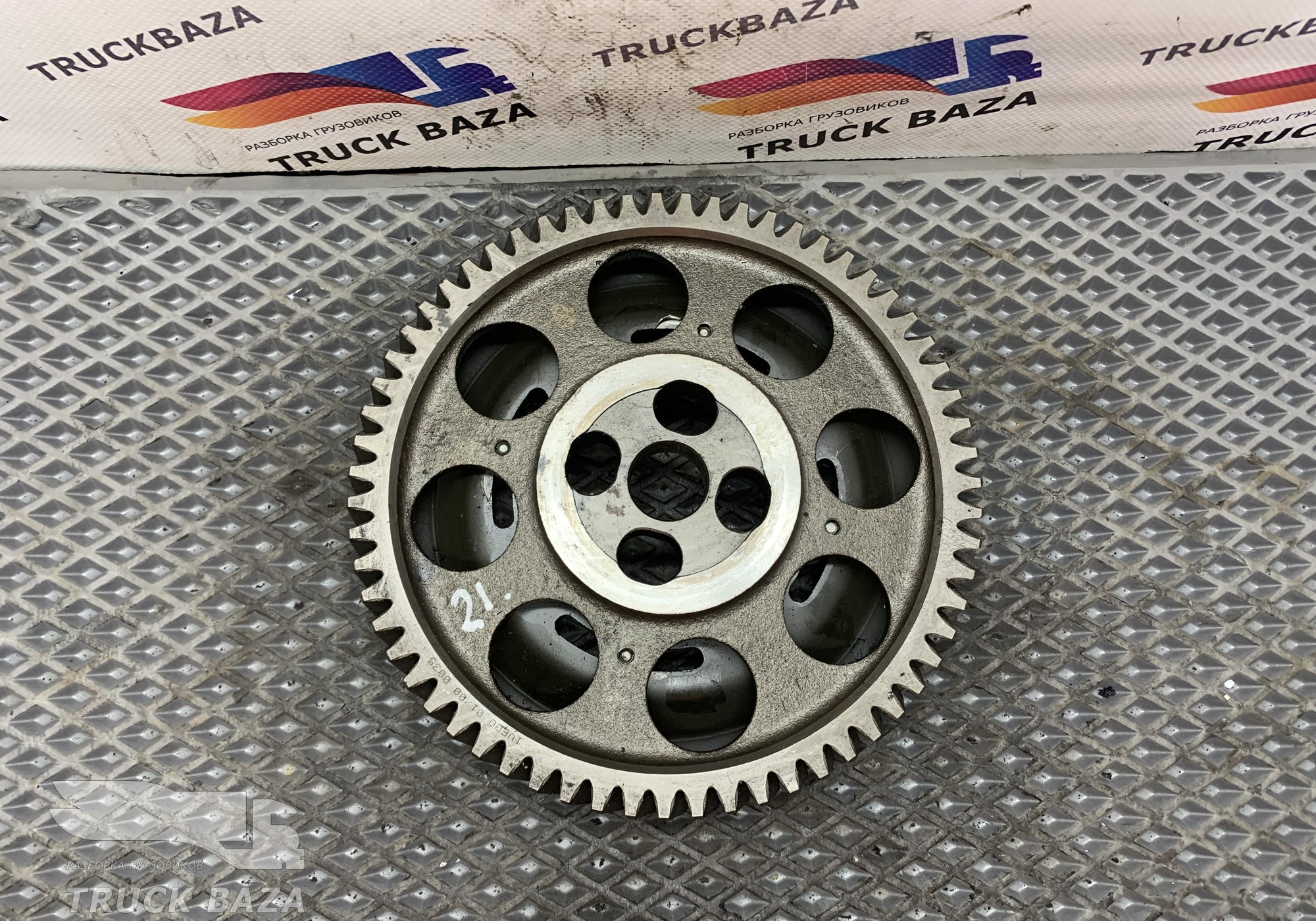 504367235 Шестерня распредвала для Iveco EuroTech