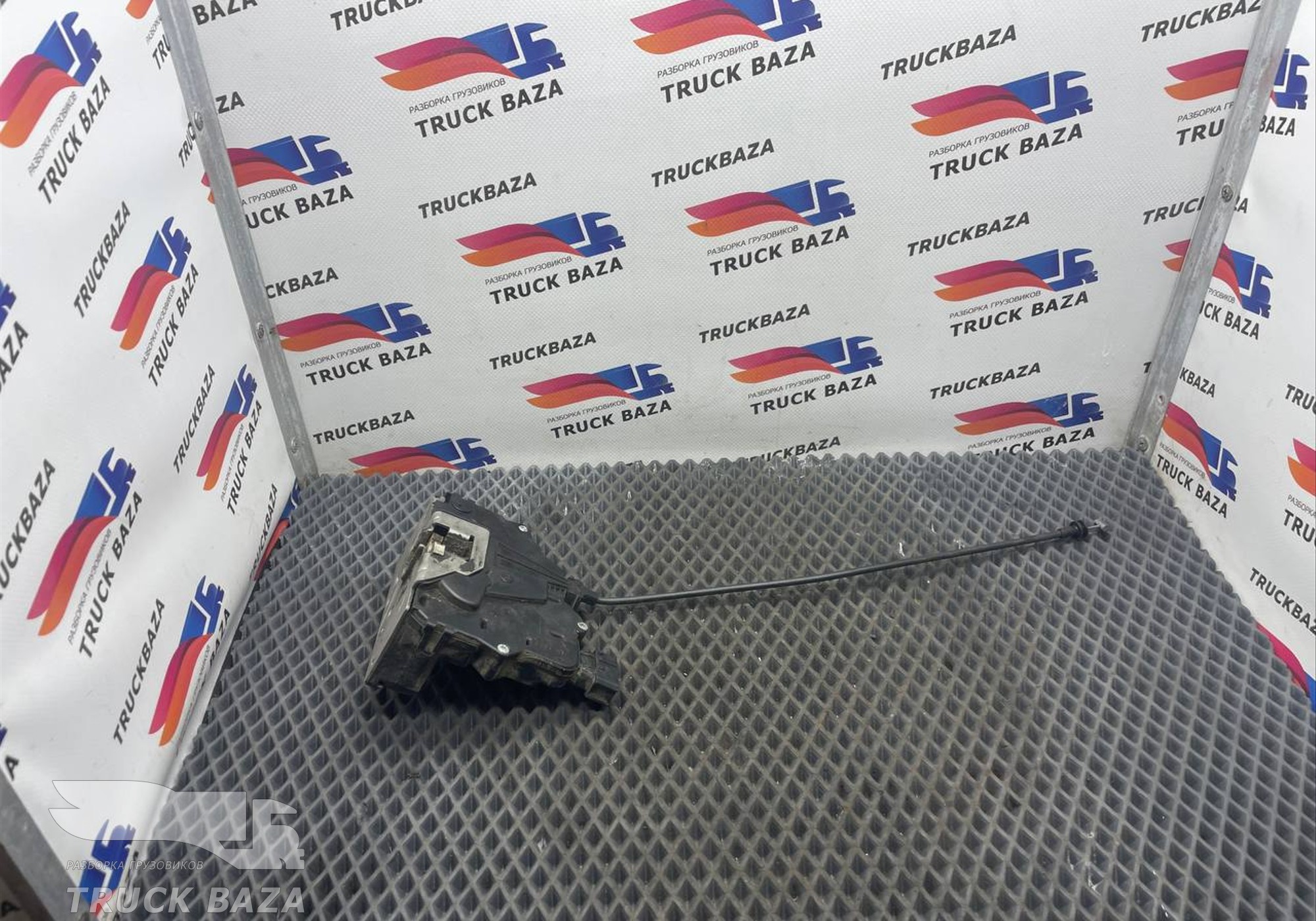 9607230101 Замок двери правой для Mercedes-Benz Actros New Actros MP4 (с 2011)