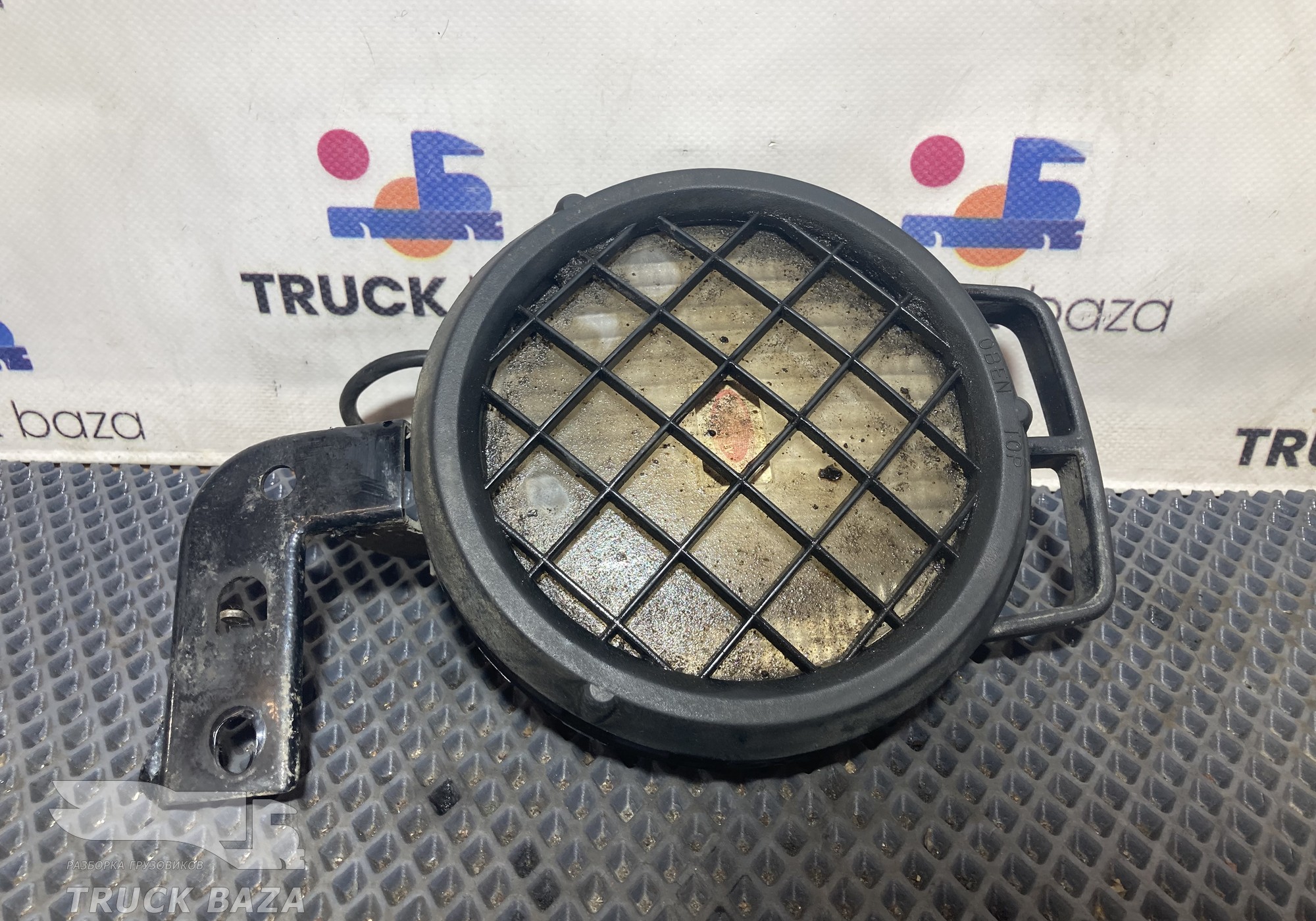 1760129 Фонарь за кабиной