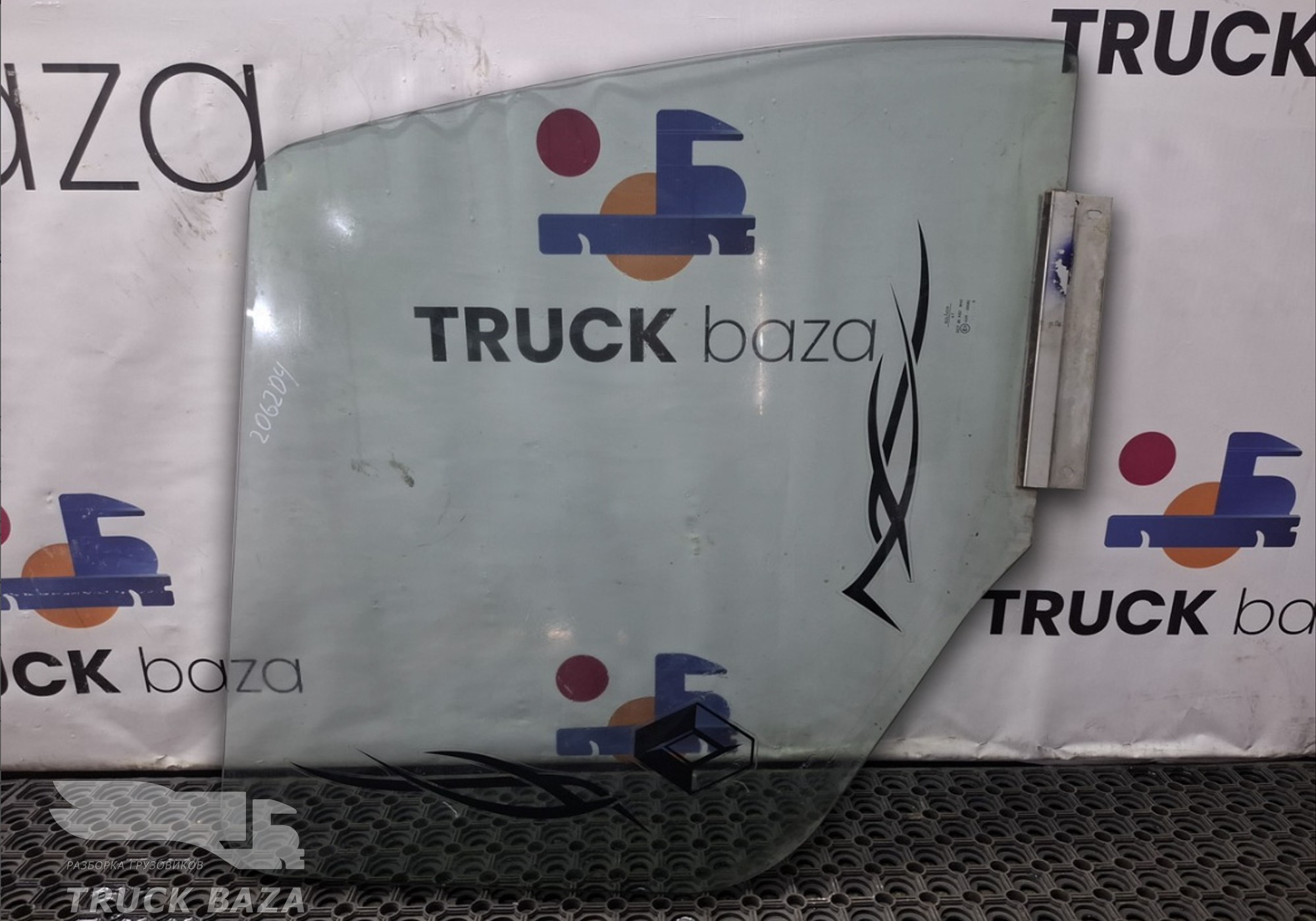 7420827129 Стекло двери правое для Renault