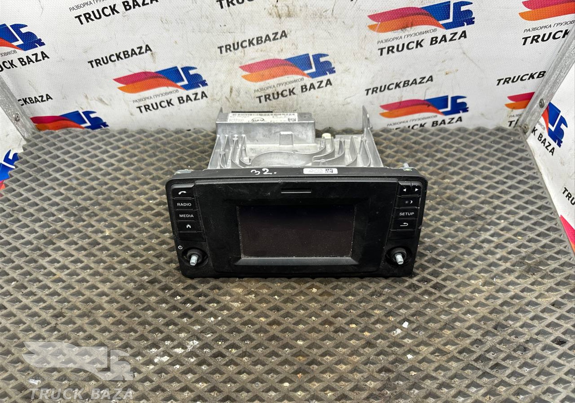 81281006041 Магнитола Harman для Man TGX II (с 2012)