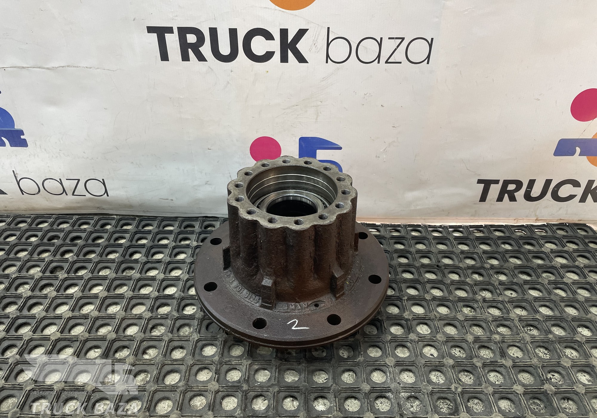 81357010153 Ступица задняя