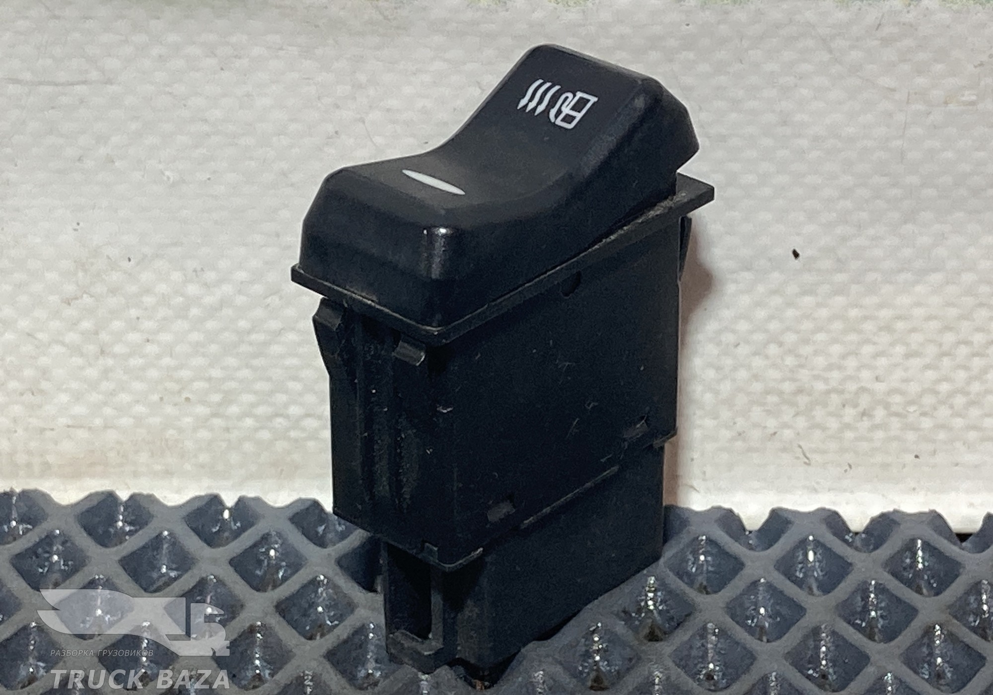 812W255036040 Кнопка подогрева топлива для Sinotruk Sitrak C7H